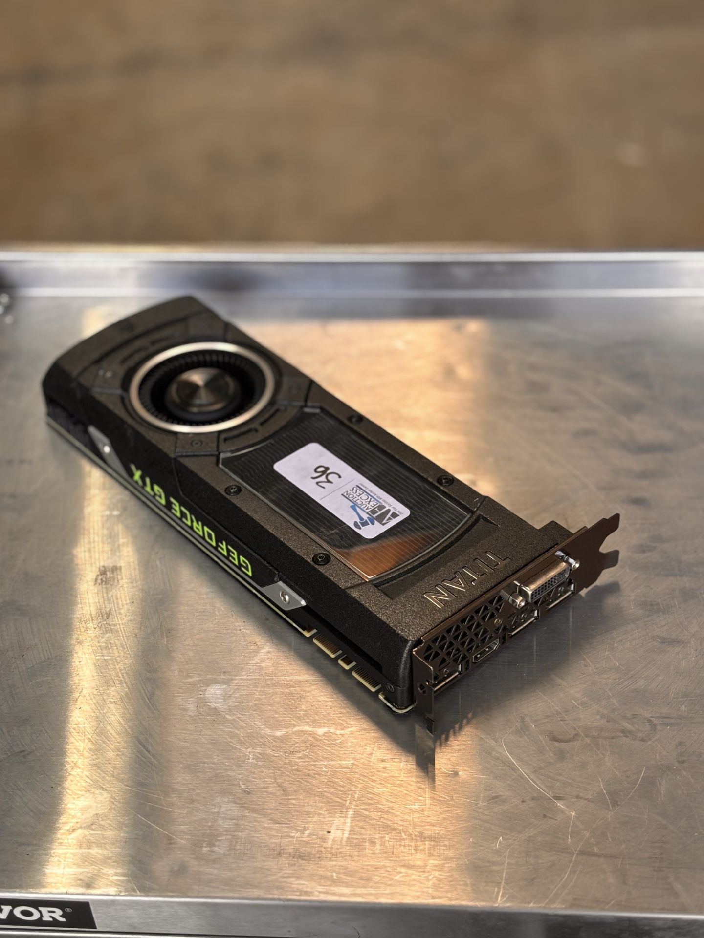 NVIDIA GeForce GTX Titan / Titan X 12GB Graphics Card - Image 4 of 4