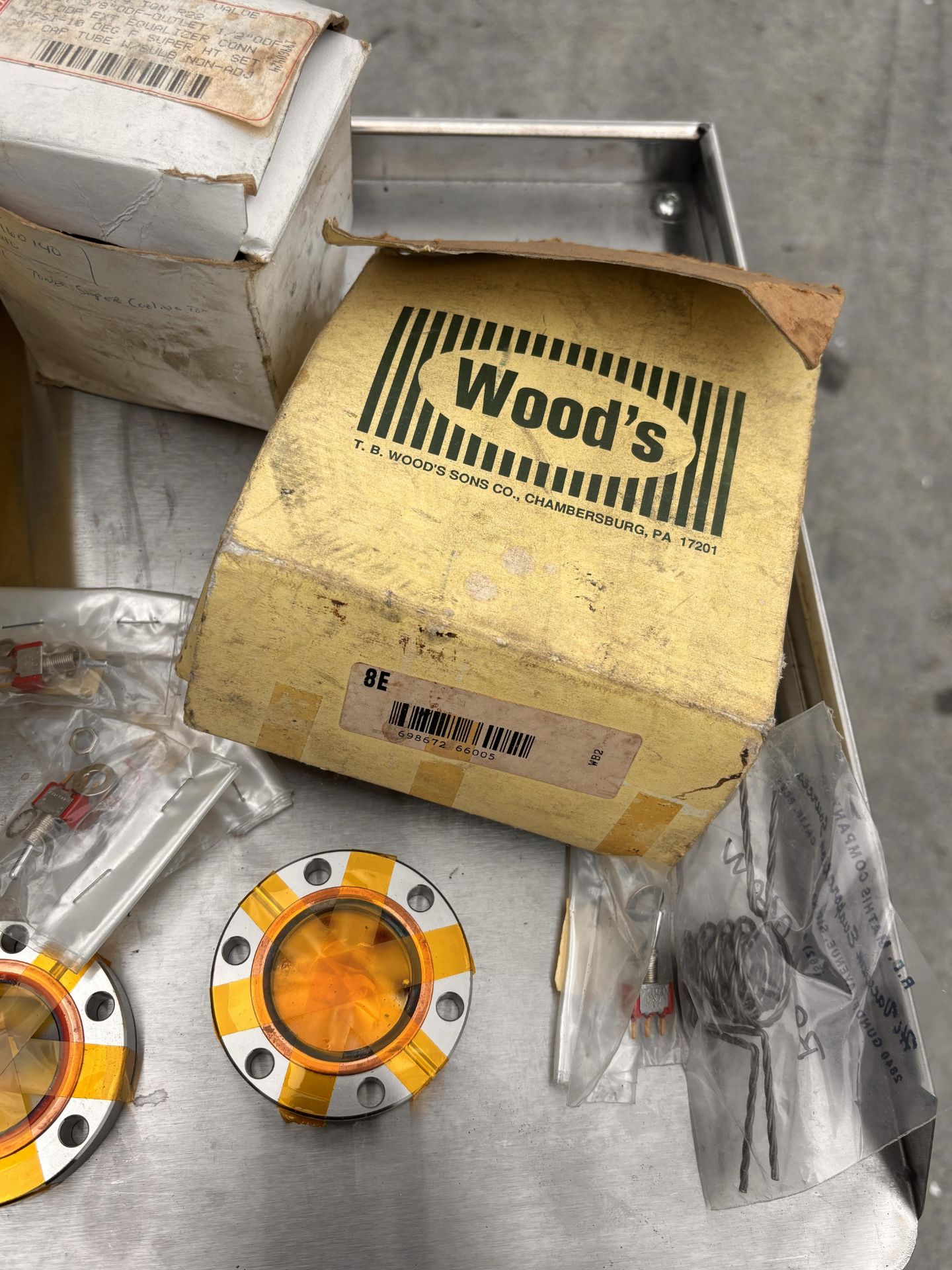 Lot of Industrial Parts including Lennox 62A448 Valve, Alco Controls Thermo Expansion Valve HF 2 FC, - Image 5 of 11
