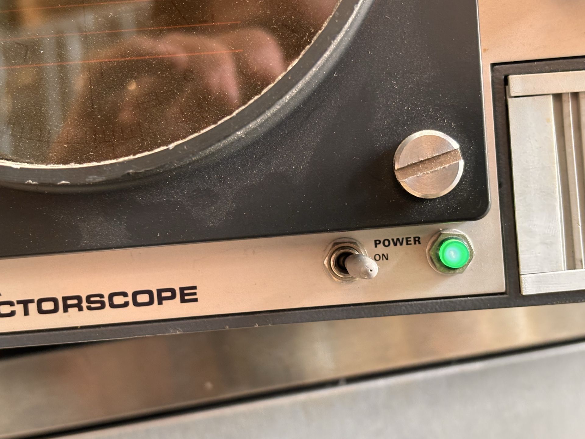 Tektronix 520A NTSC Vectorscope - Image 8 of 9