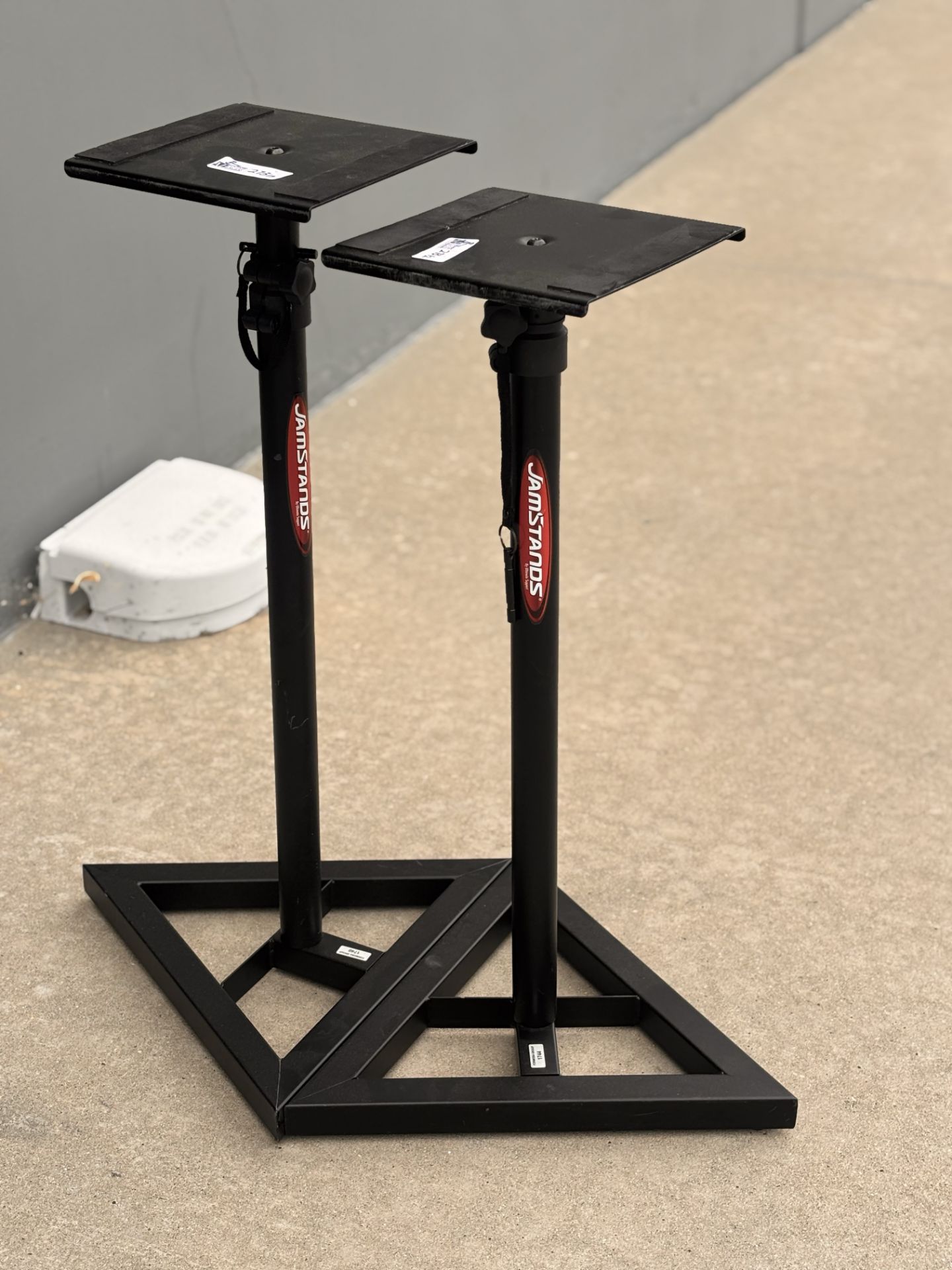 Pair of Jamstands JS-MS70 Studio Monitpr Stands - Image 3 of 4