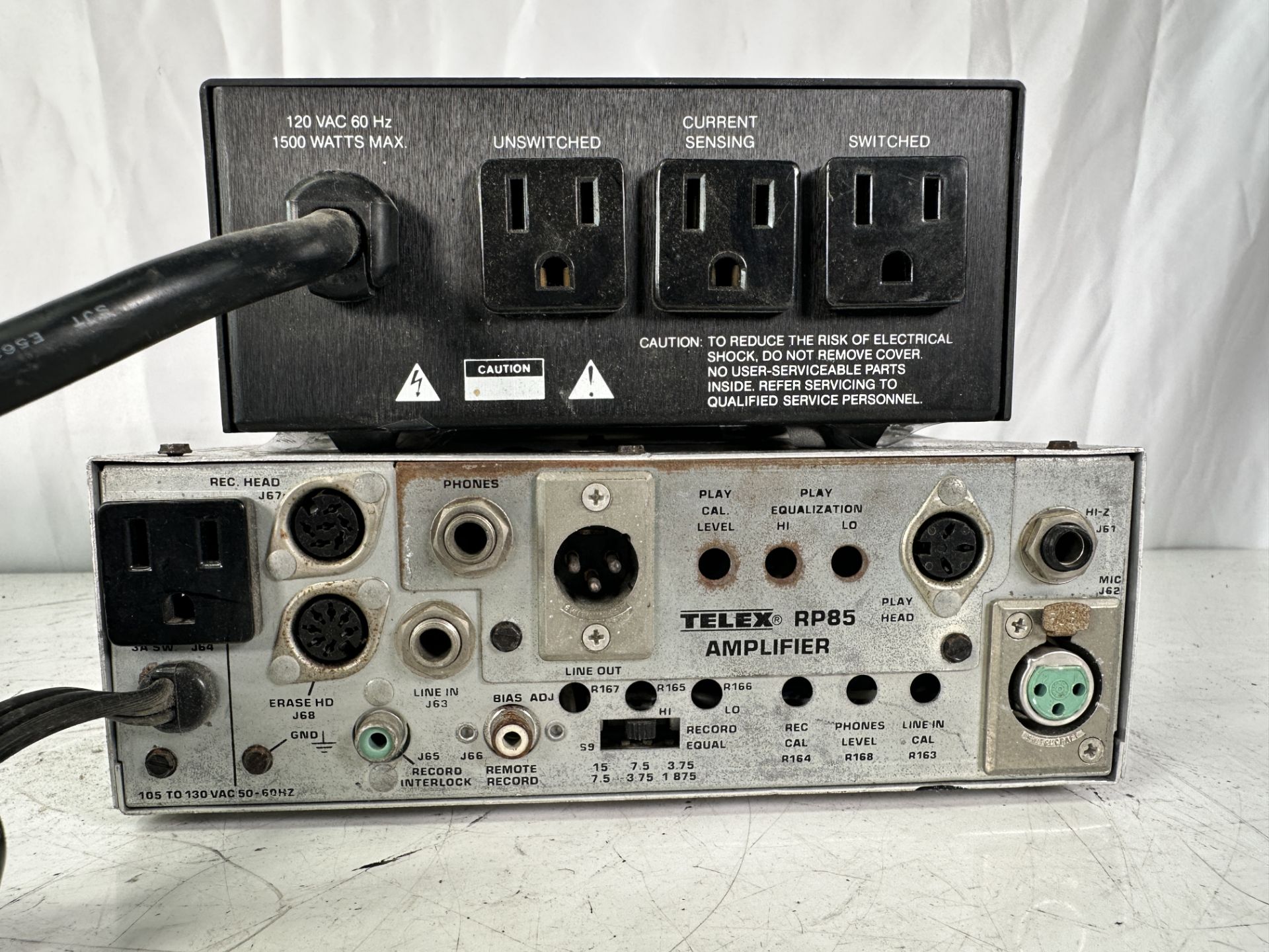 Mixed Lot: Pro Audio & Test Gear - Telex RP85, Behringer MiniCOM, Bogen CFC-1, Niles - Image 7 of 8