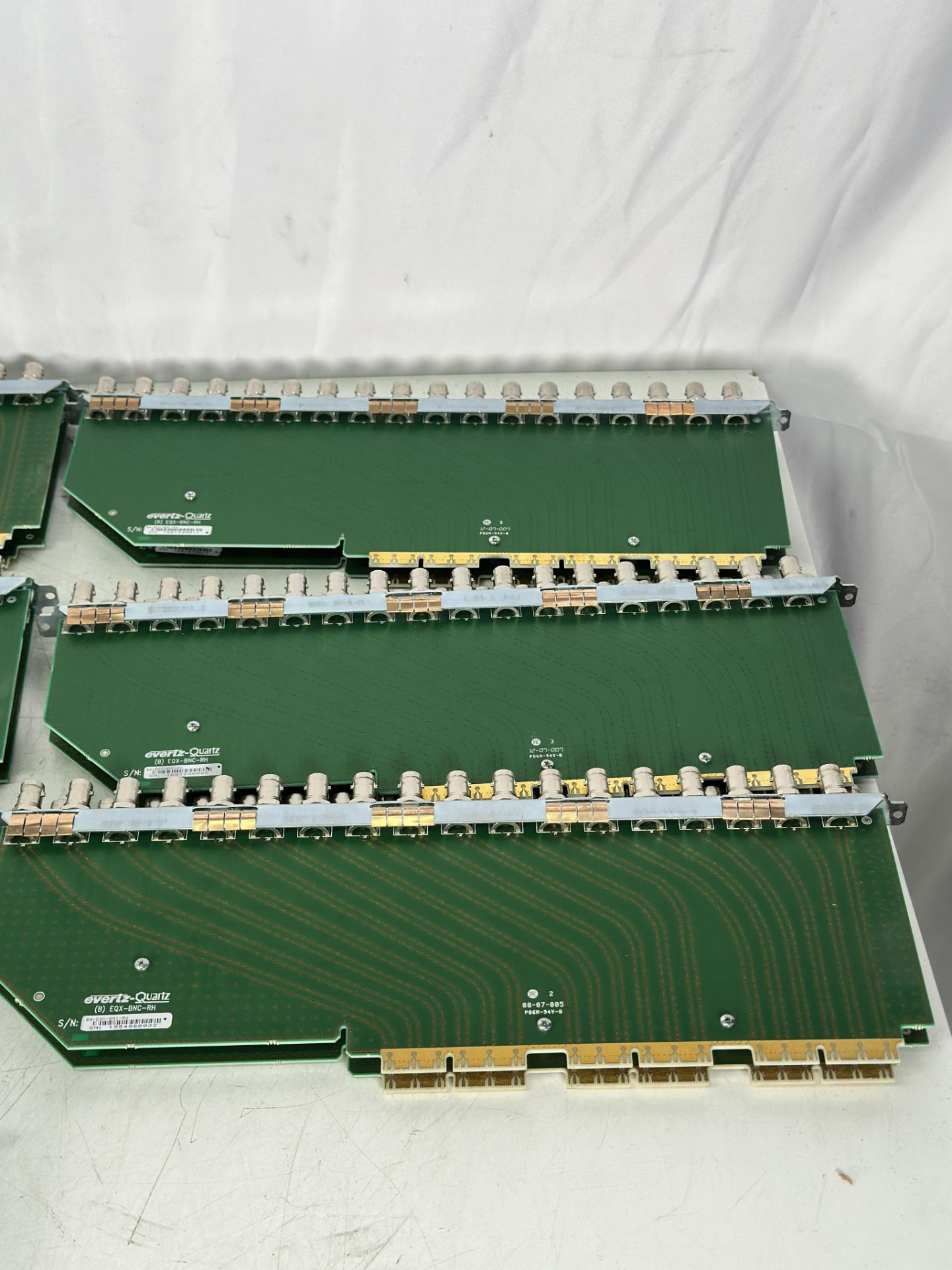Lot of 7x Lot of 4 Evertz EQX-IO18-RP Backplane Connector Boards for Quartz router EQX-BNC-RH LH BNC - Image 5 of 6