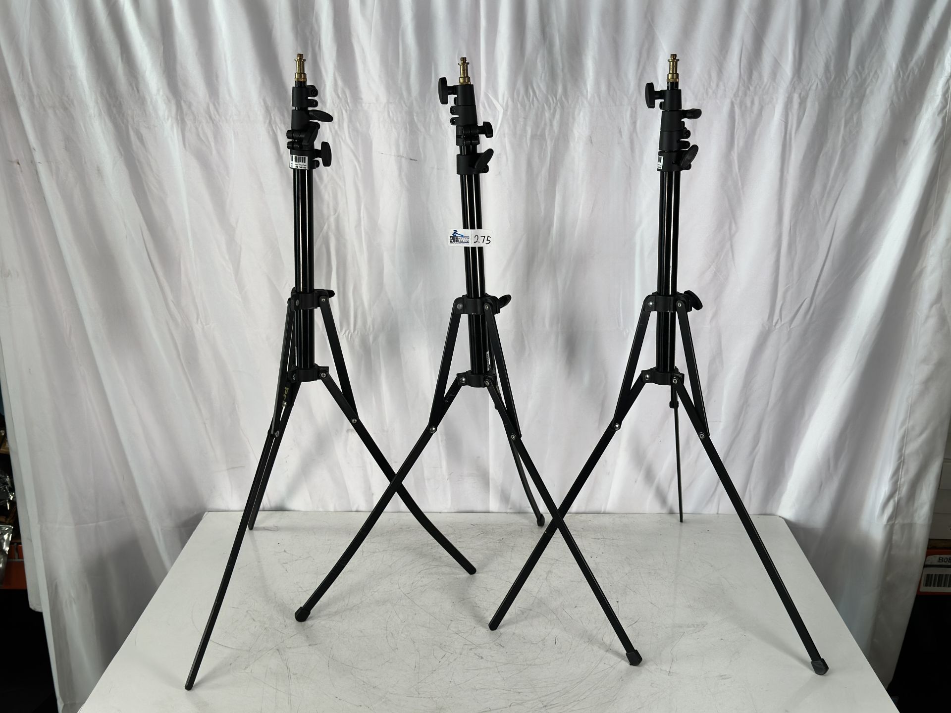Rosco LitePad LED 3-Light Kit AC/DC Power w/Dimmers, Color Temp Change Includes Hard Case, 3 Stands, - Image 14 of 16