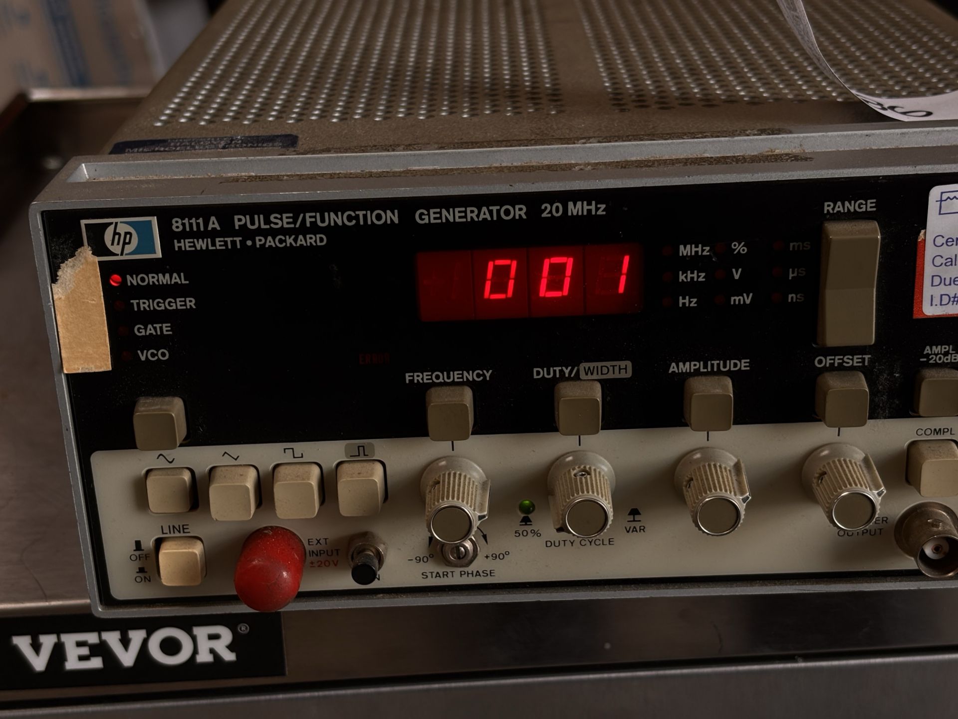 Hewlett Packard HP 8111A Pulse / Function Generator - Image 5 of 5
