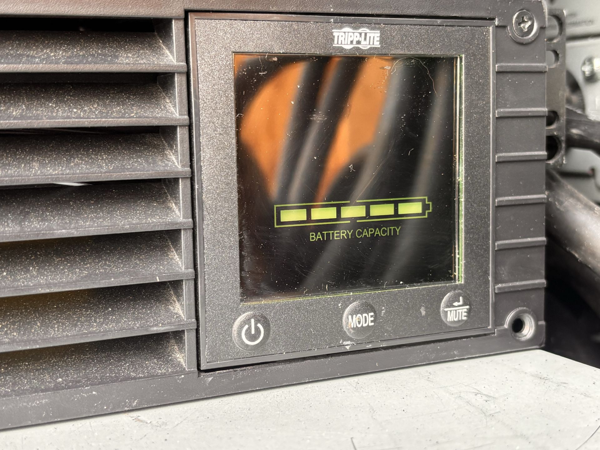 Tripp Lite SMART3000RMXL2U 120V 3kVA 2.88kW UPS' - Image 6 of 8