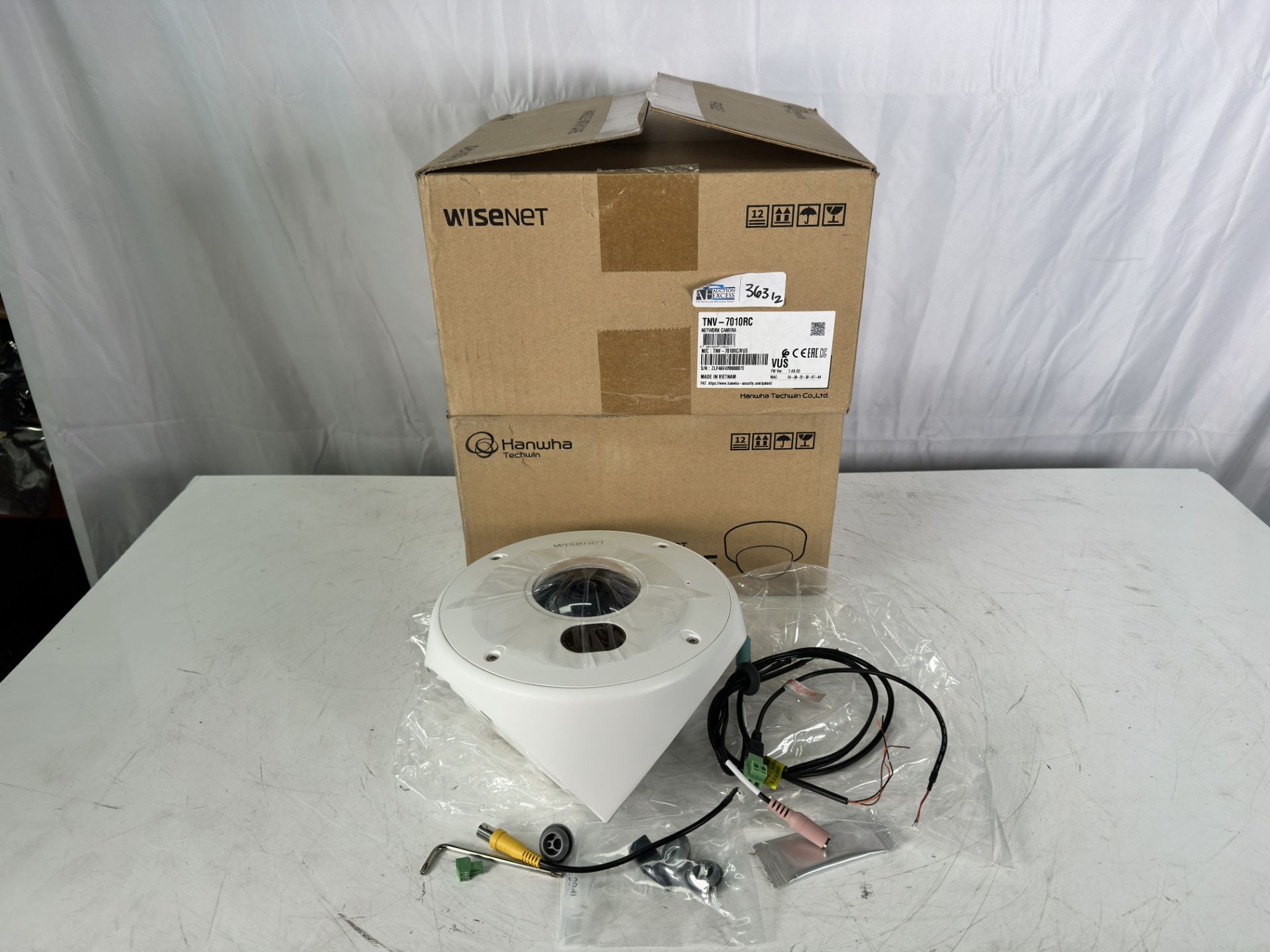 Lot of 2 Hanwha Techwin TNV-7010RC 3MP IP Corner Mount Security Cameras, New Sealed