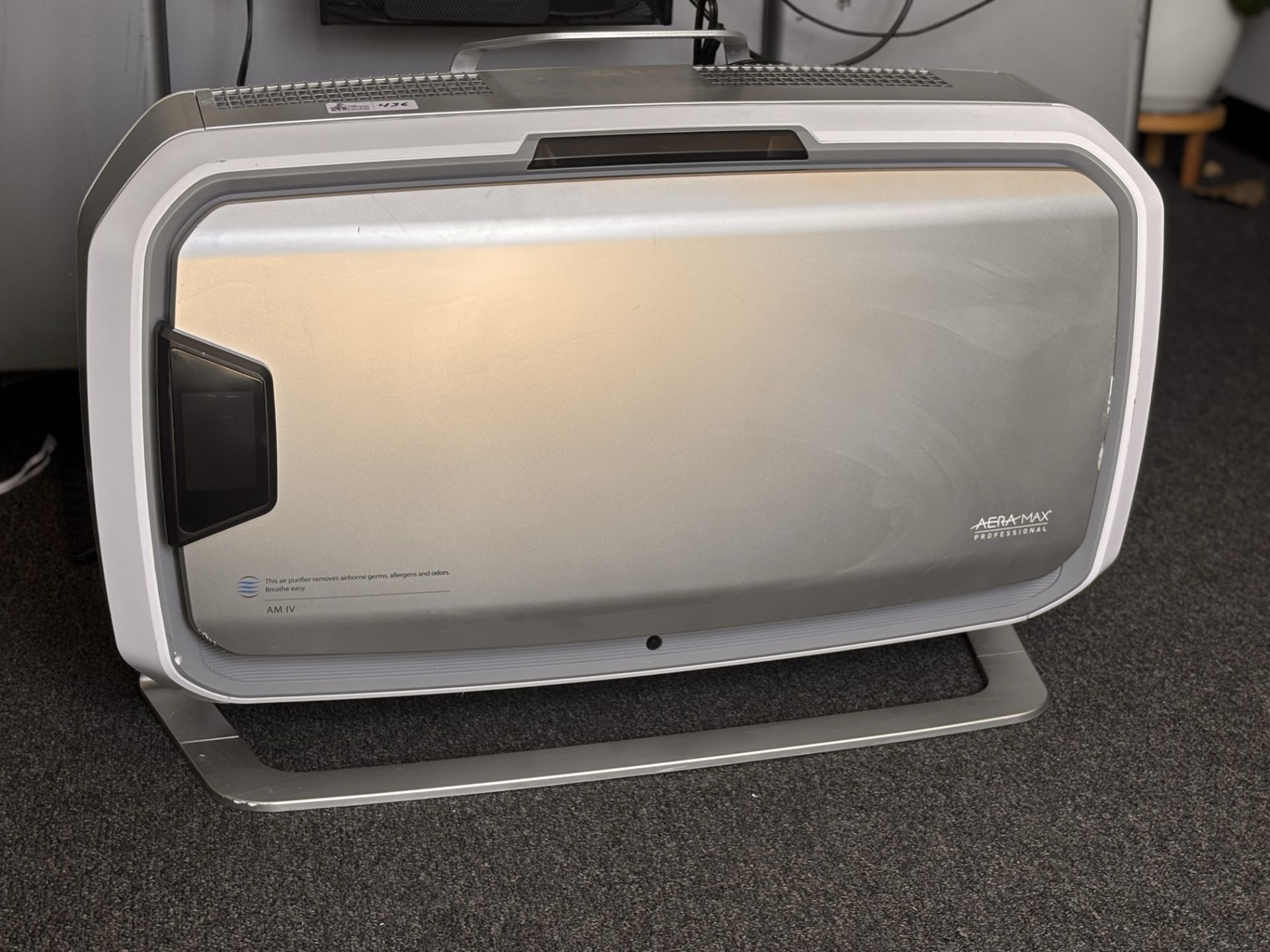 Fellowes AeraMax Pro AM4 Commercial Air Purifier - Image 2 of 10