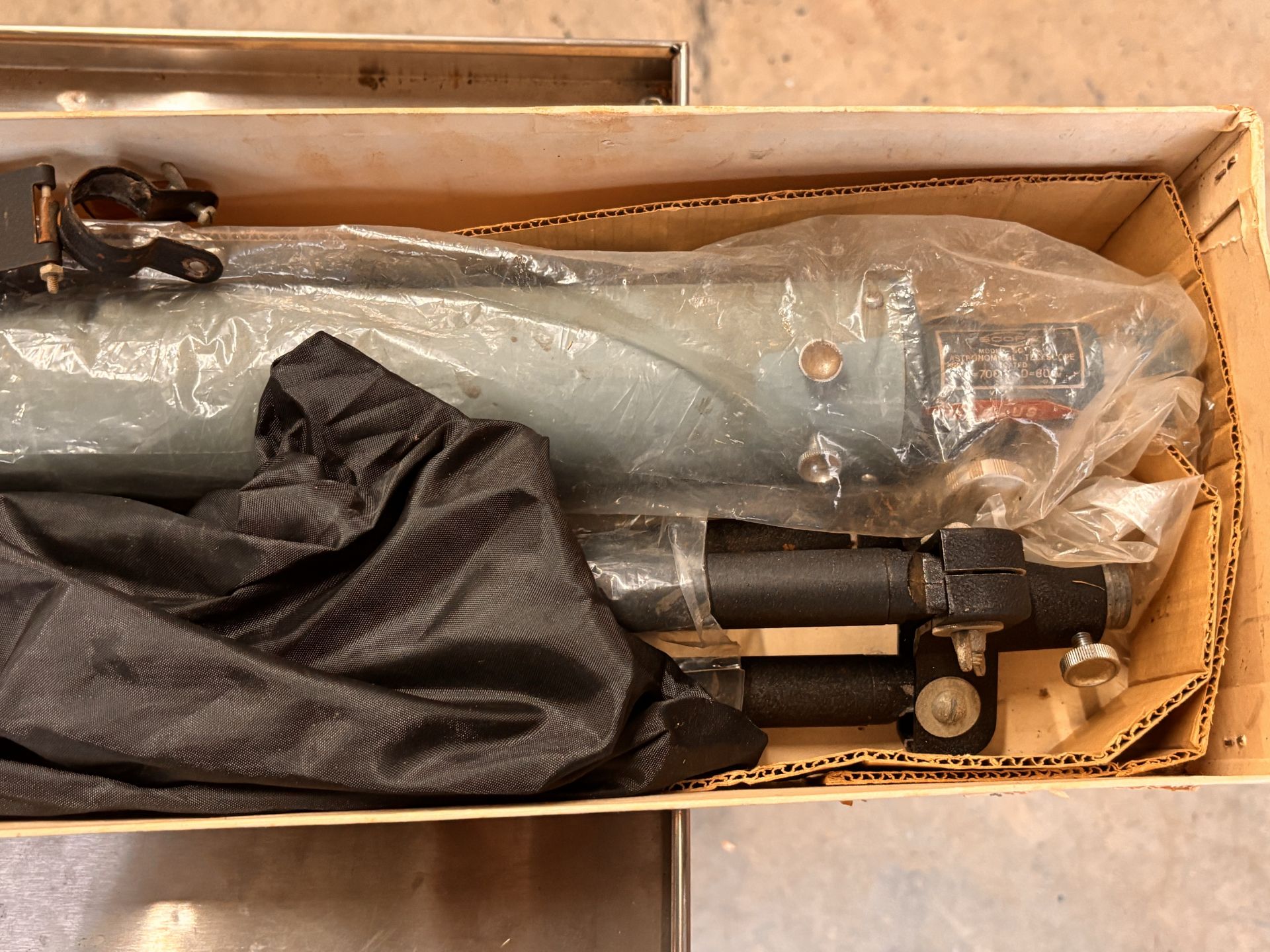 Scope Model No. 2551 Vintage Astronomical Telescope - Image 7 of 10