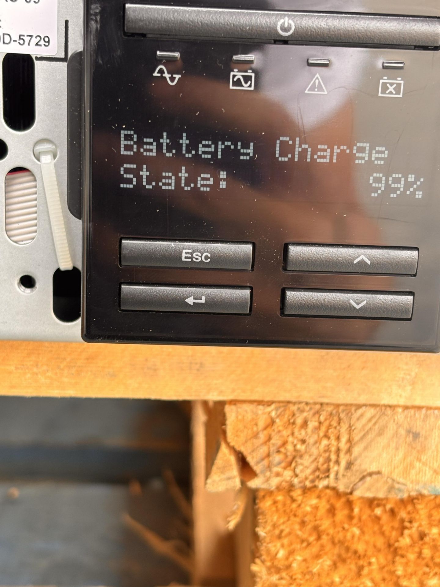 APC SMT3000RM2UC Smart-UPS 3000VA LCD RM 2U 120V With Schneider APC9641 Network Card - Image 8 of 8