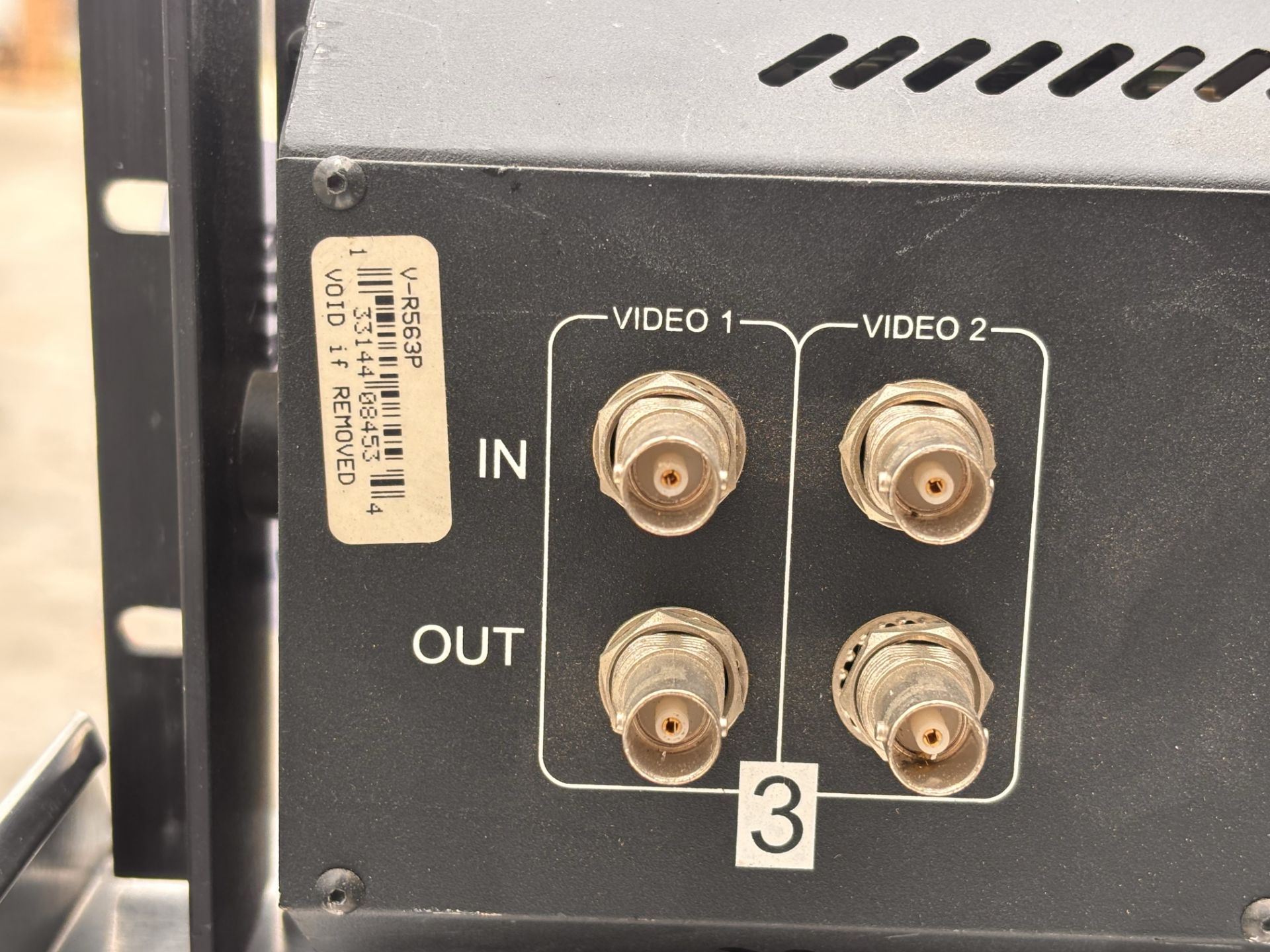 Marshall V-R63P Triple 3 x 5.8 " Rack Mounted LCD Video Monitor - Image 4 of 4
