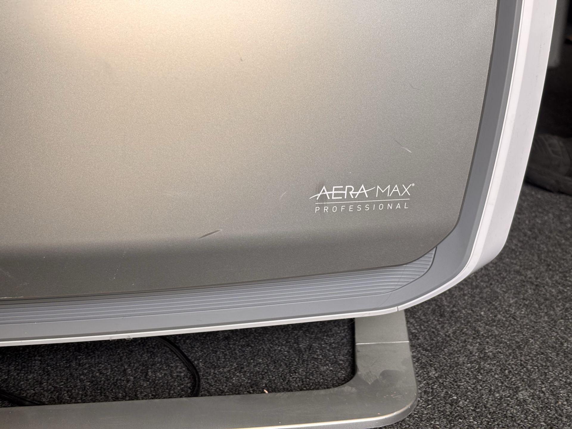 Fellowes AeraMax Pro AM4 Commercial Air Purifier - Image 3 of 5