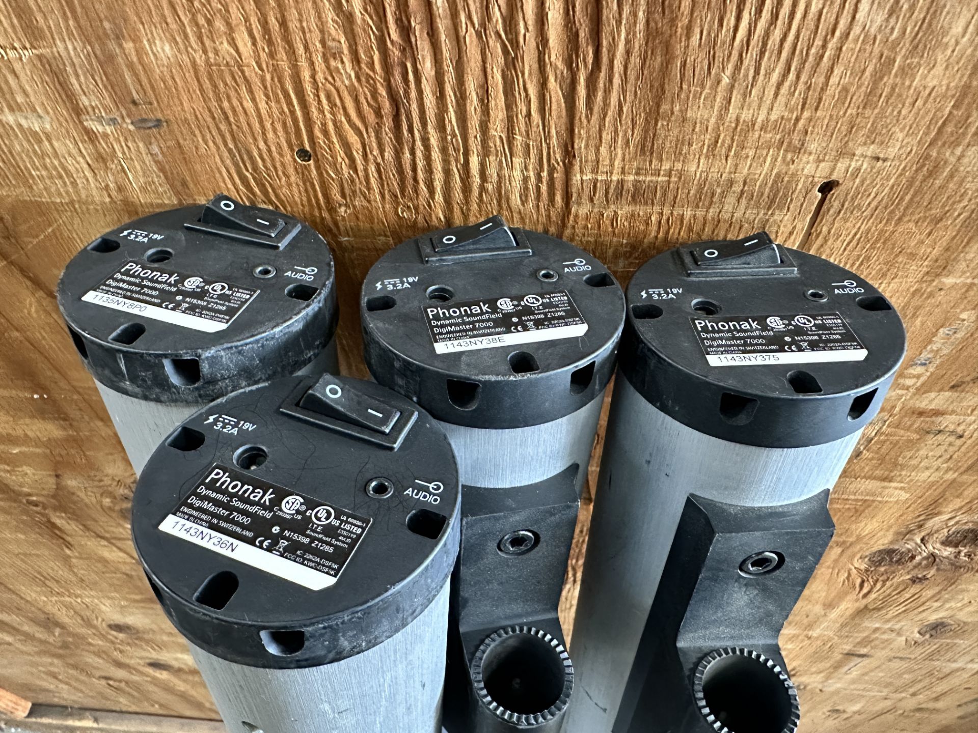 Lot of 4 Phonak Digimaster 7000 Dynamic SoundField Classroom Speakers - Image 5 of 6