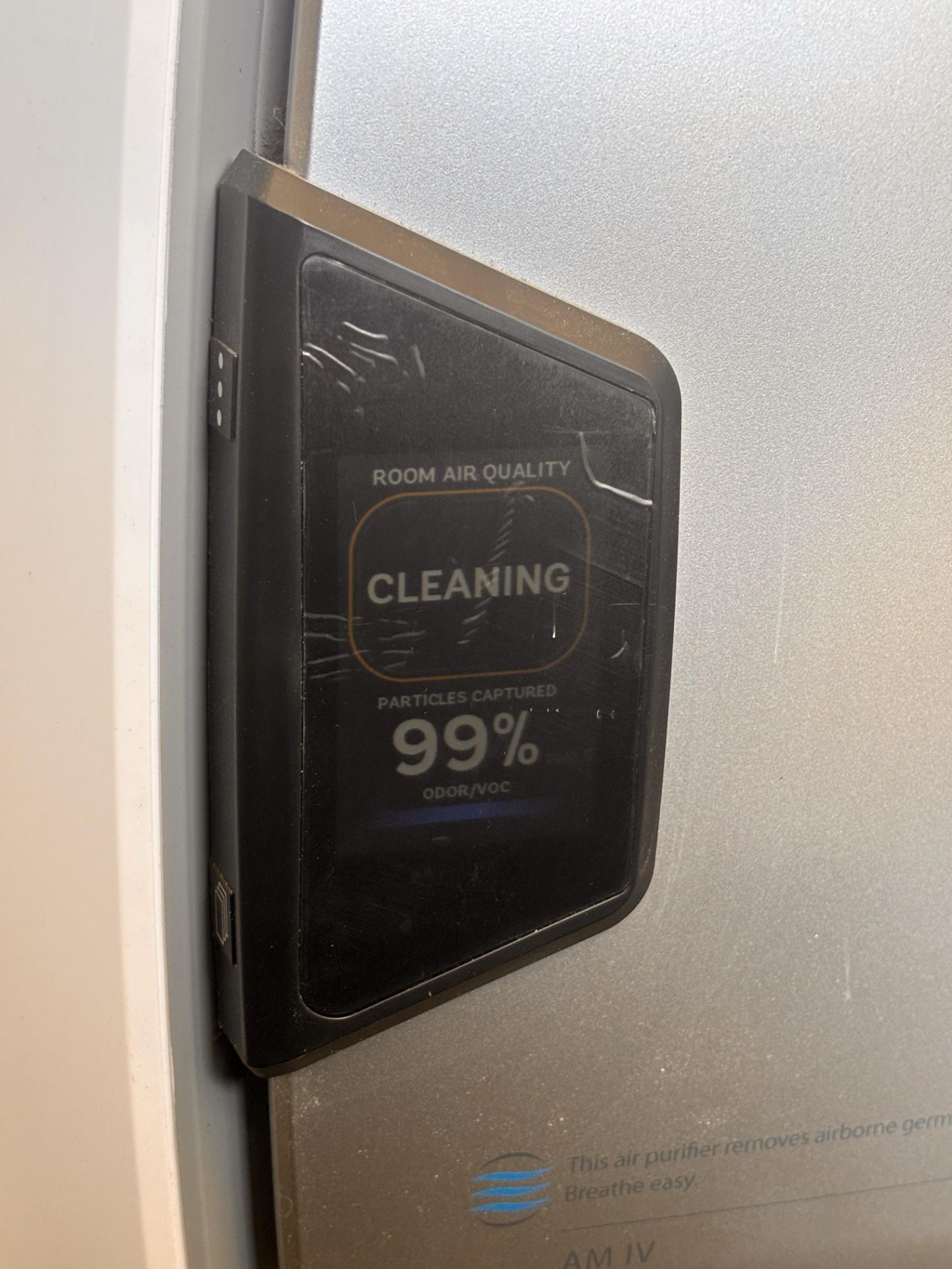 Fellowes AeraMax Pro AM4 Commercial Air Purifier - Image 8 of 9