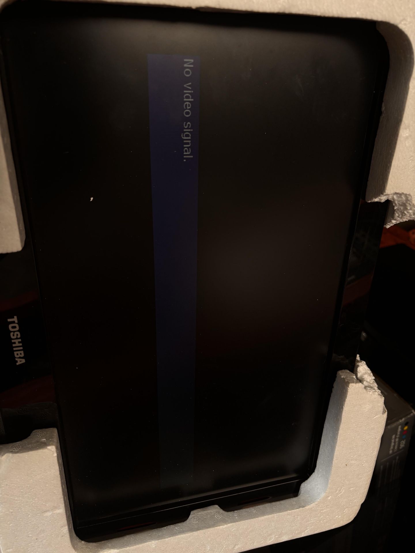 Toshiba 19AV600U 19â€ 720p Portable LCD HDTV in Original Box 4x3 Screen for Retro Gaming - Image 4 of 4