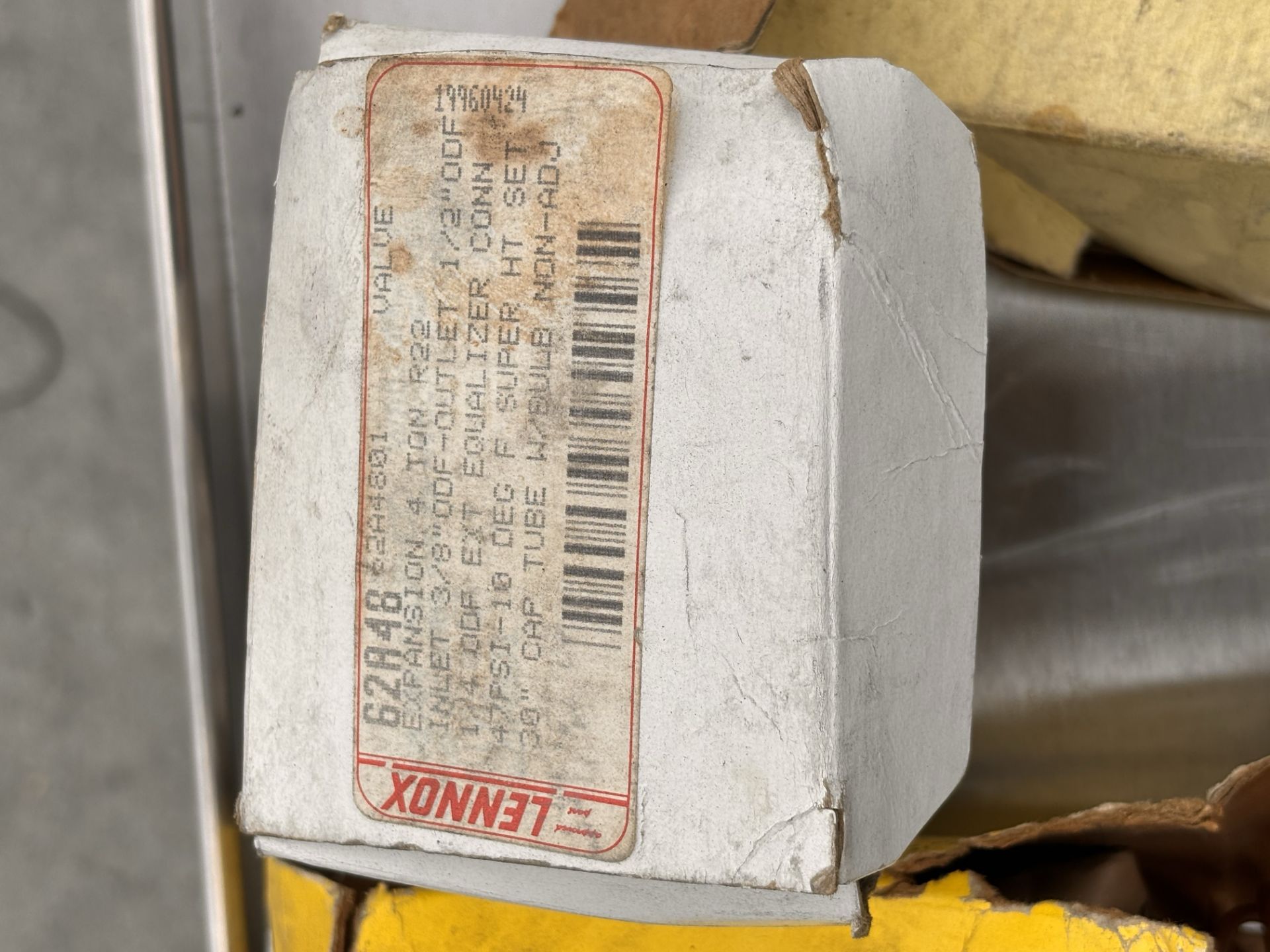 Lot of Industrial Parts including Lennox 62A448 Valve, Alco Controls Thermo Expansion Valve HF 2 FC, - Image 2 of 11
