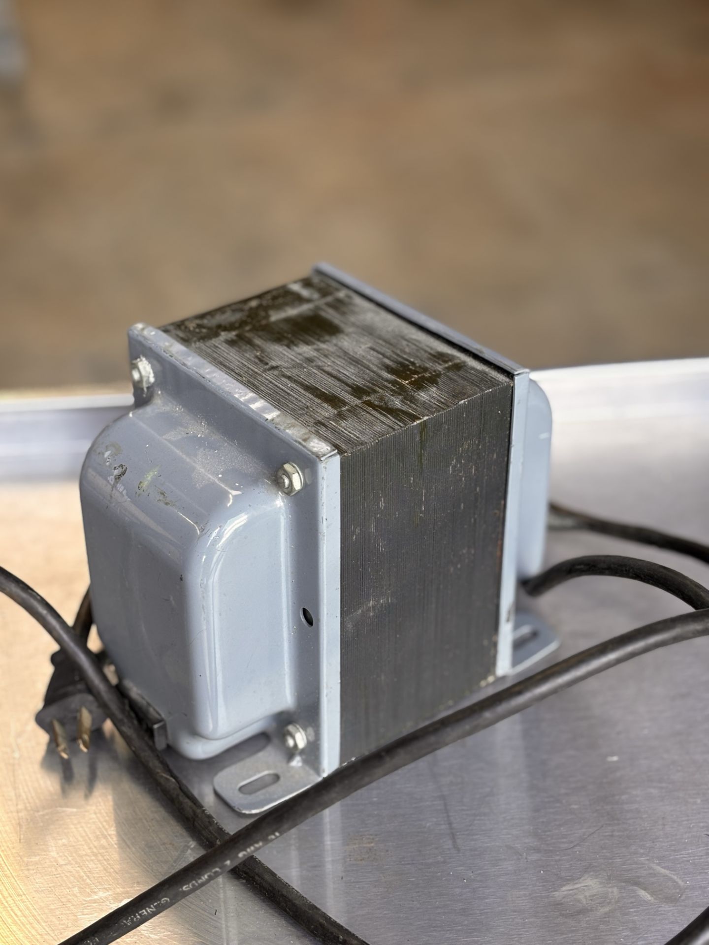 Triad N-57M Isolation Transformer 115VAC 500VA - Image 5 of 5