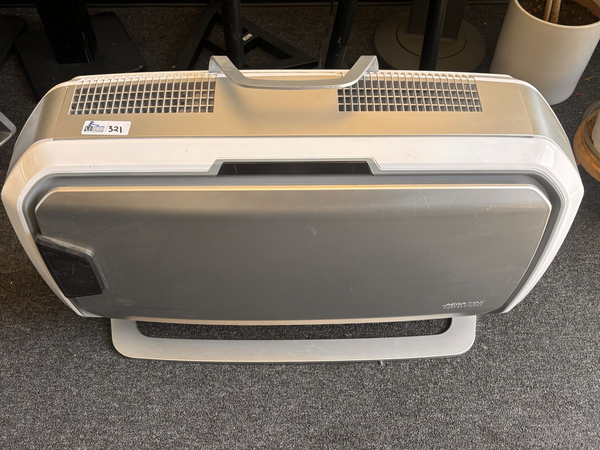 Fellowes AeraMax Pro AM4 Commercial Air Purifier - Image 6 of 7