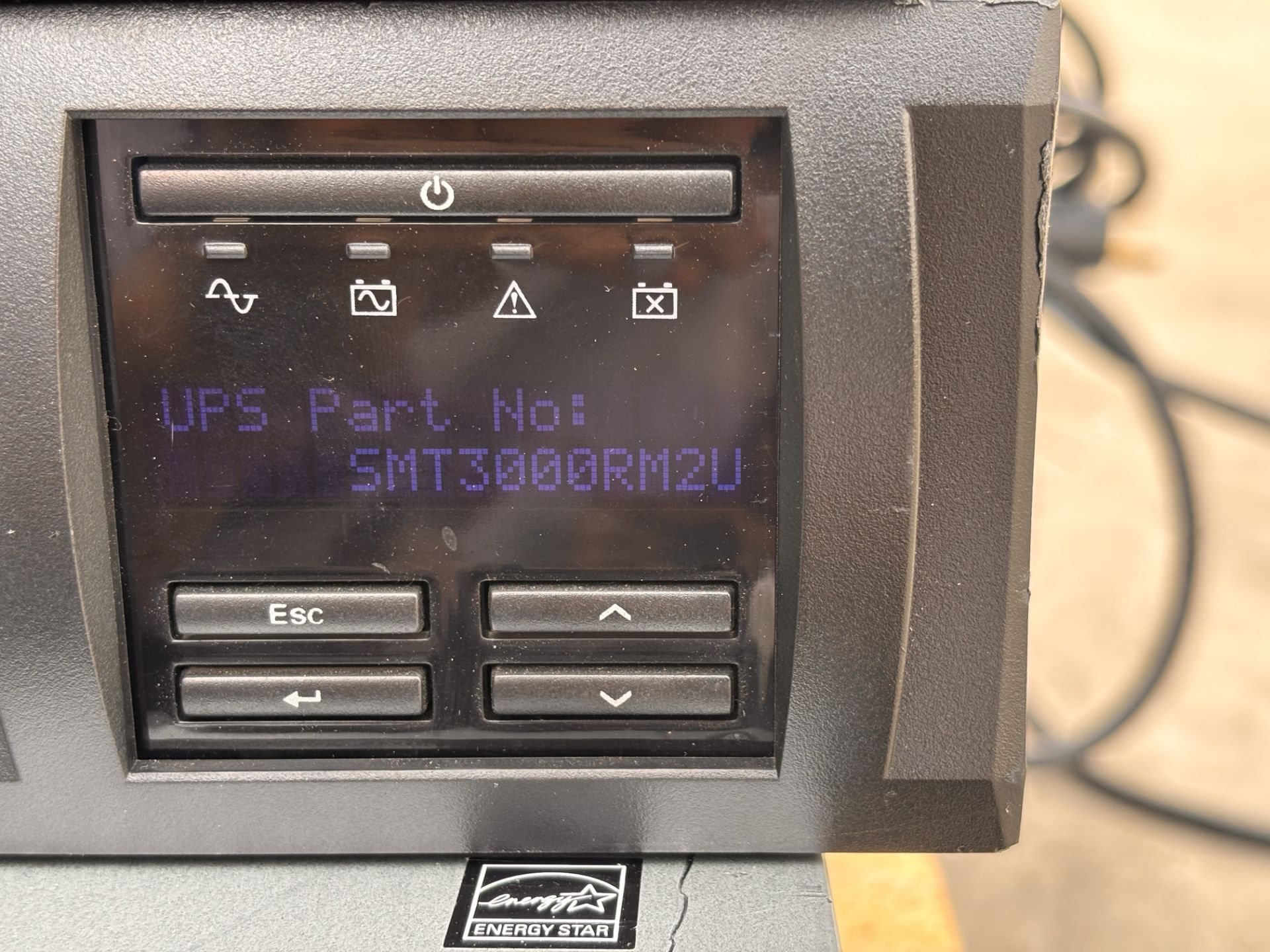 APC SMT3000RM2U Smart-UPS 3000VA Rackmount UPS w/ Schneider AP9640 Network Management Card 3 - Image 5 of 10