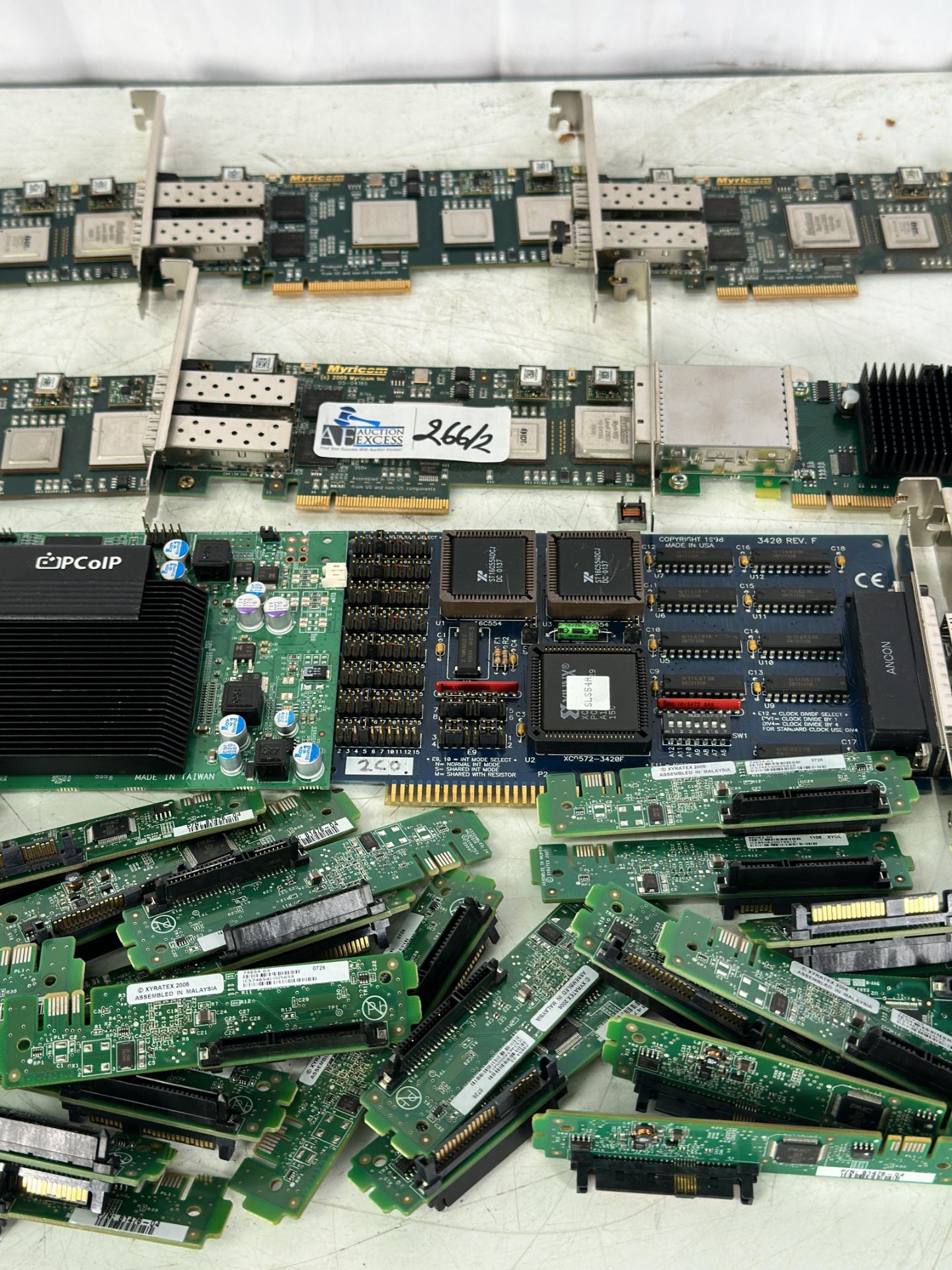 Large Lot of PciE Cards w/ Periphals including Card Readers, RS-232 Converters etc - Image 7 of 13