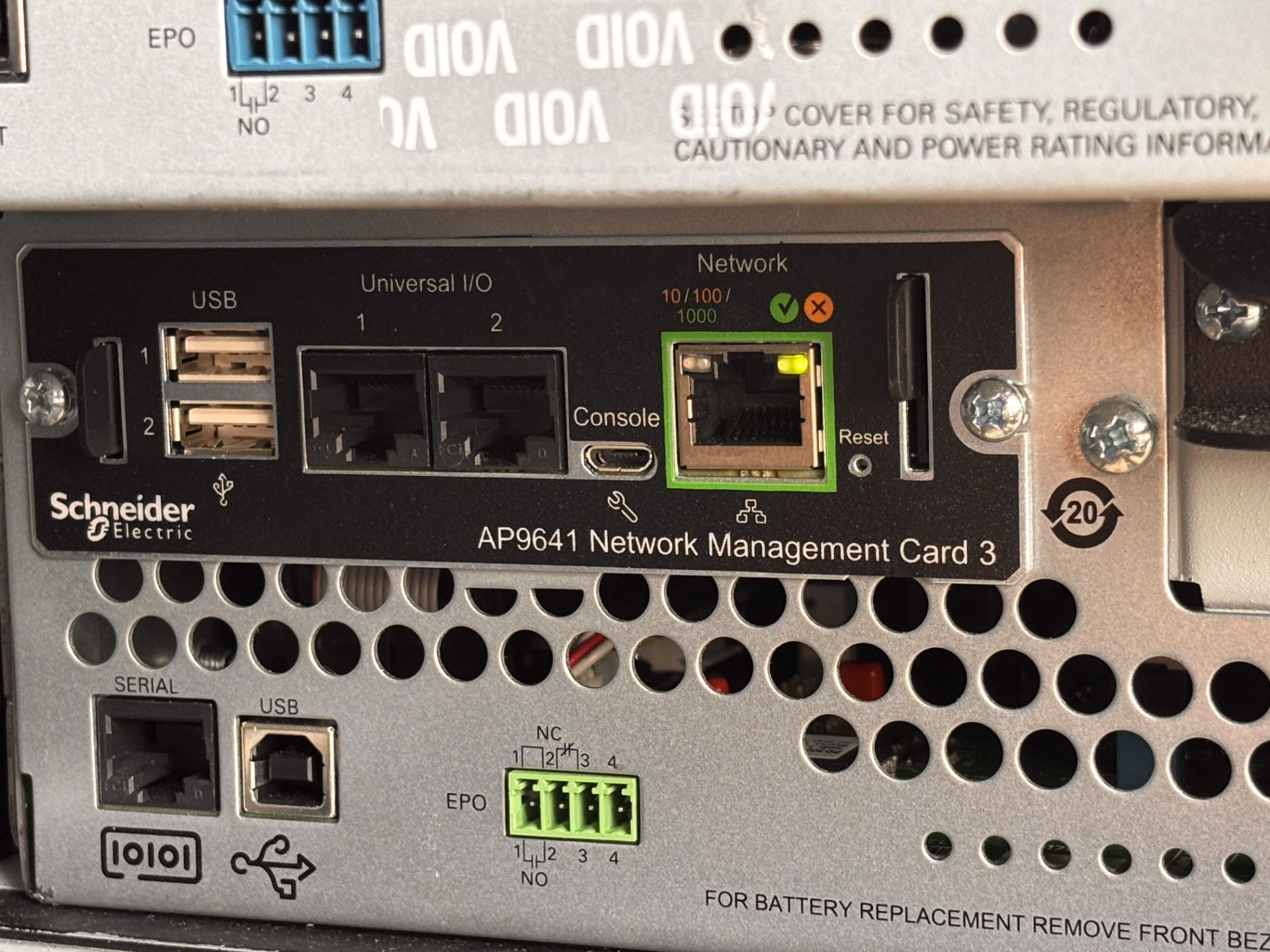 APC SMT3000RM2UNC Smart-UPS 3000VA LCD RM 2U 120V Schneider APC9641 Network Card - Image 11 of 11