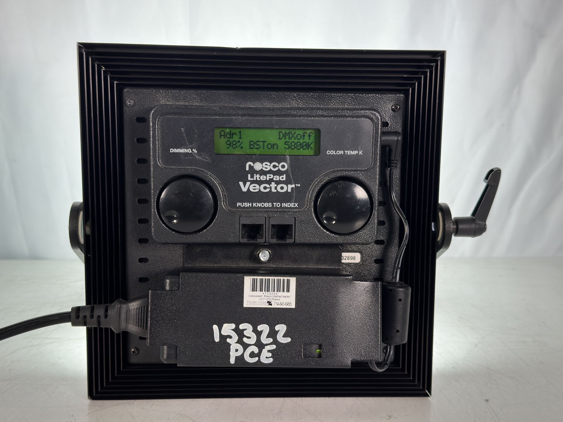 Rosco LitePad LED 3-Light Kit AC/DC Power w/Dimmers, Color Temp Change Includes Hard Case, 3 Stands, - Image 10 of 16