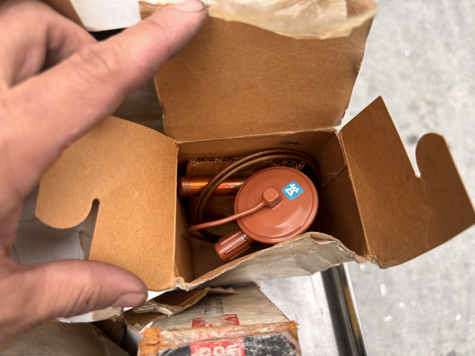 NOS HVAC & Industrial Parts Bundle: Sporlan BIVE/IVE Expansion Valves, John Crane Separator, CDE Cap - Image 15 of 15