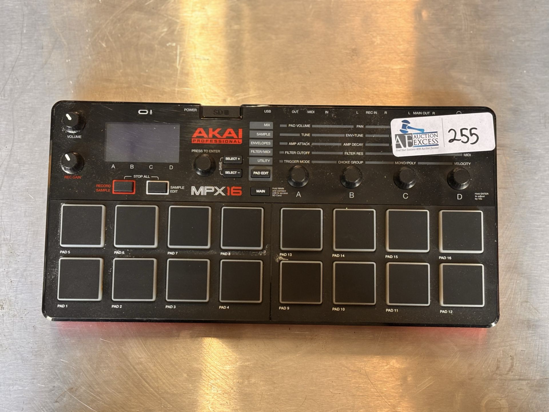 Akai MPX16 - Sample Recorder & Player