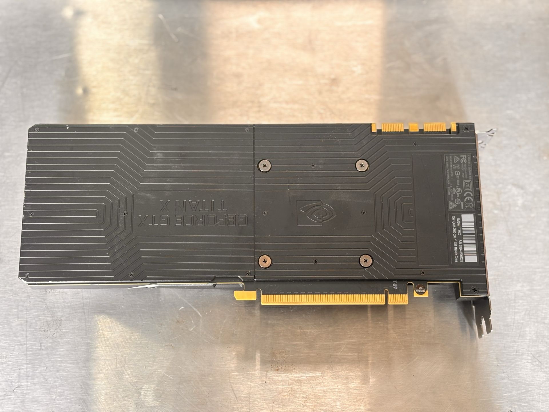 NVIDIA GeForce GTX Titan X 12GB Graphics Card 900-1G611-2500-000 - Image 4 of 5