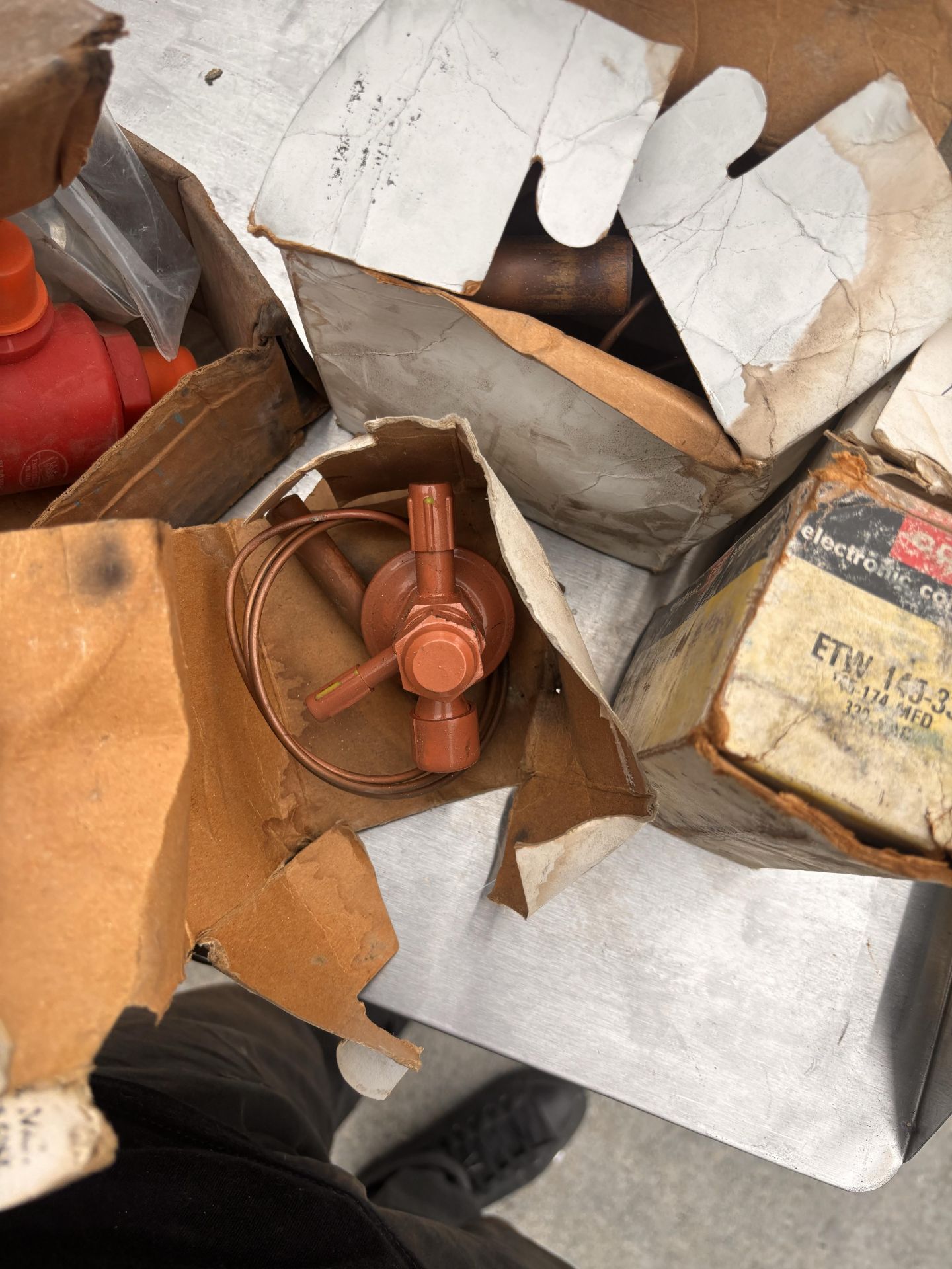 NOS HVAC & Industrial Parts Bundle: Sporlan BIVE/IVE Expansion Valves, John Crane Separator, CDE Cap - Image 10 of 15
