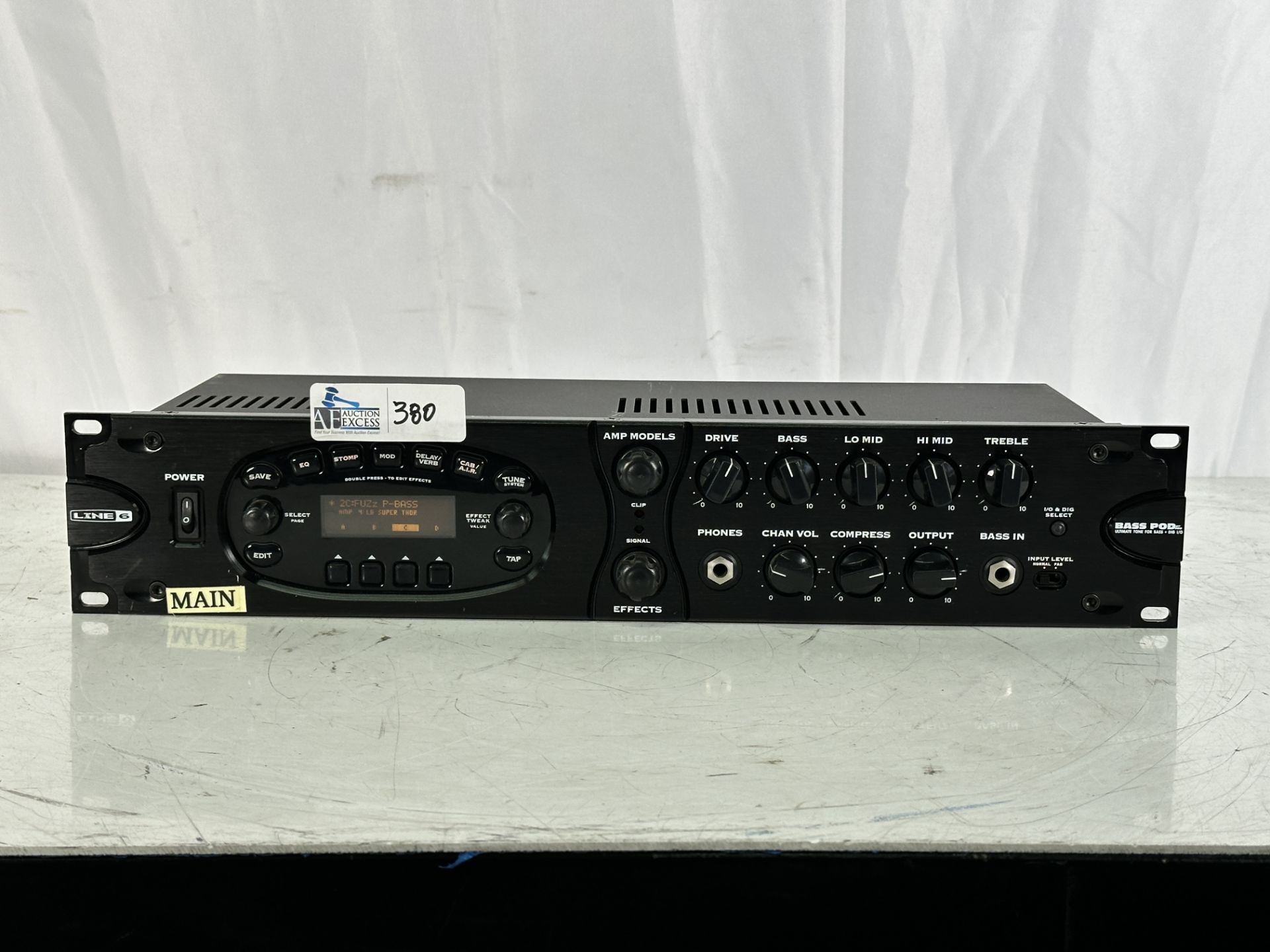 Line 6 Bass Pod XT Pro RackMount Effects Preamp