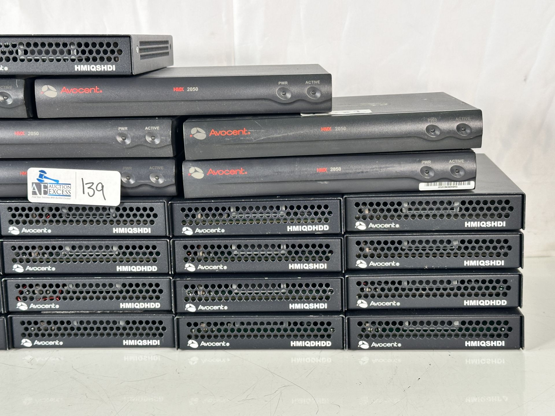 Lot of 25+ Avocent Extenders including Avocent HMX 2050 Series High Performance KVM System 510-155-5 - Image 3 of 6