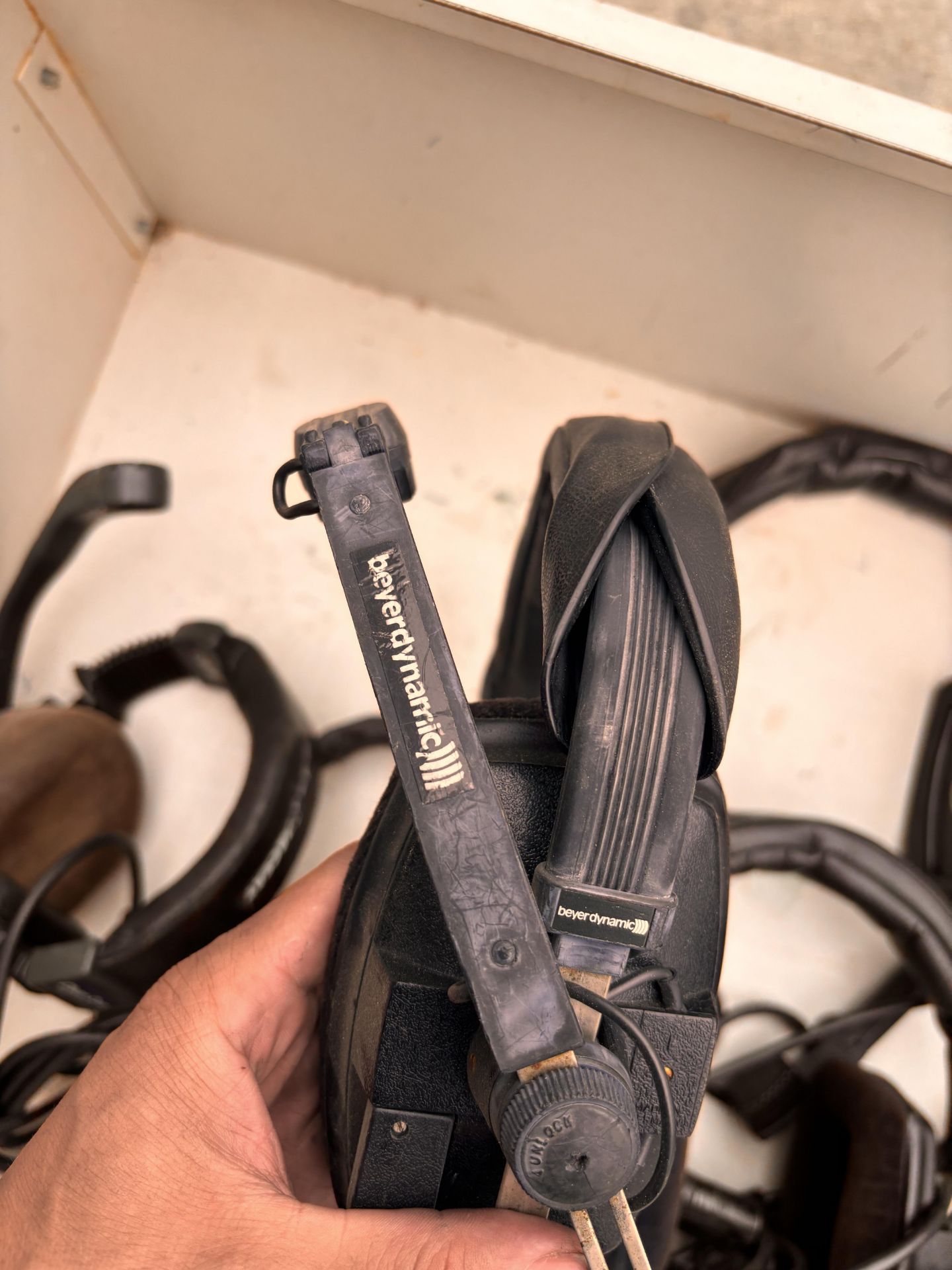 Lot of Headphones including Beyer Dynamic DT 109, Shure SRH240A, Sony MDR-7506 - Image 5 of 12