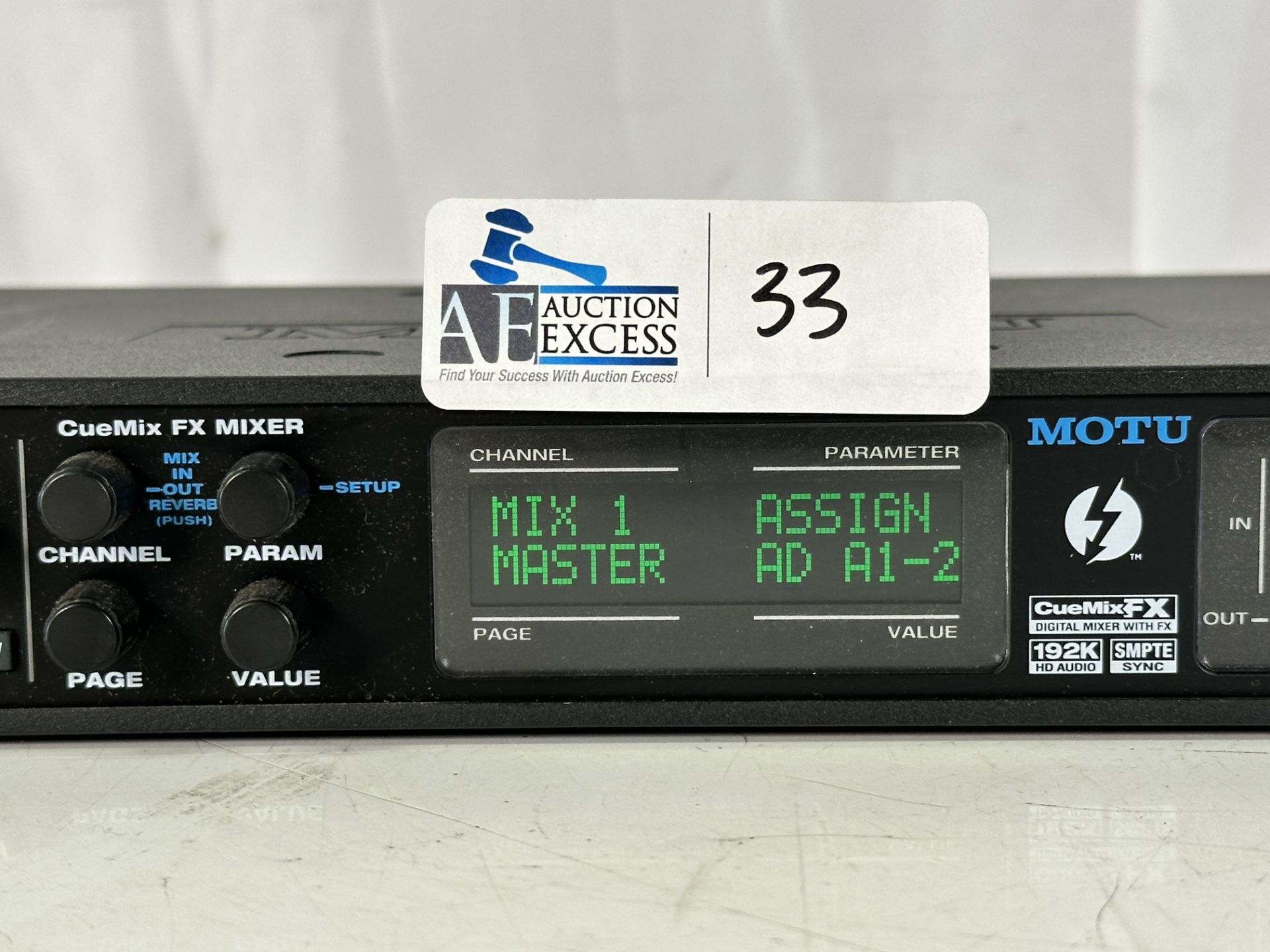 MOTU 828X Thunderbolt / USB 28x30 Audio Interface - Image 2 of 3