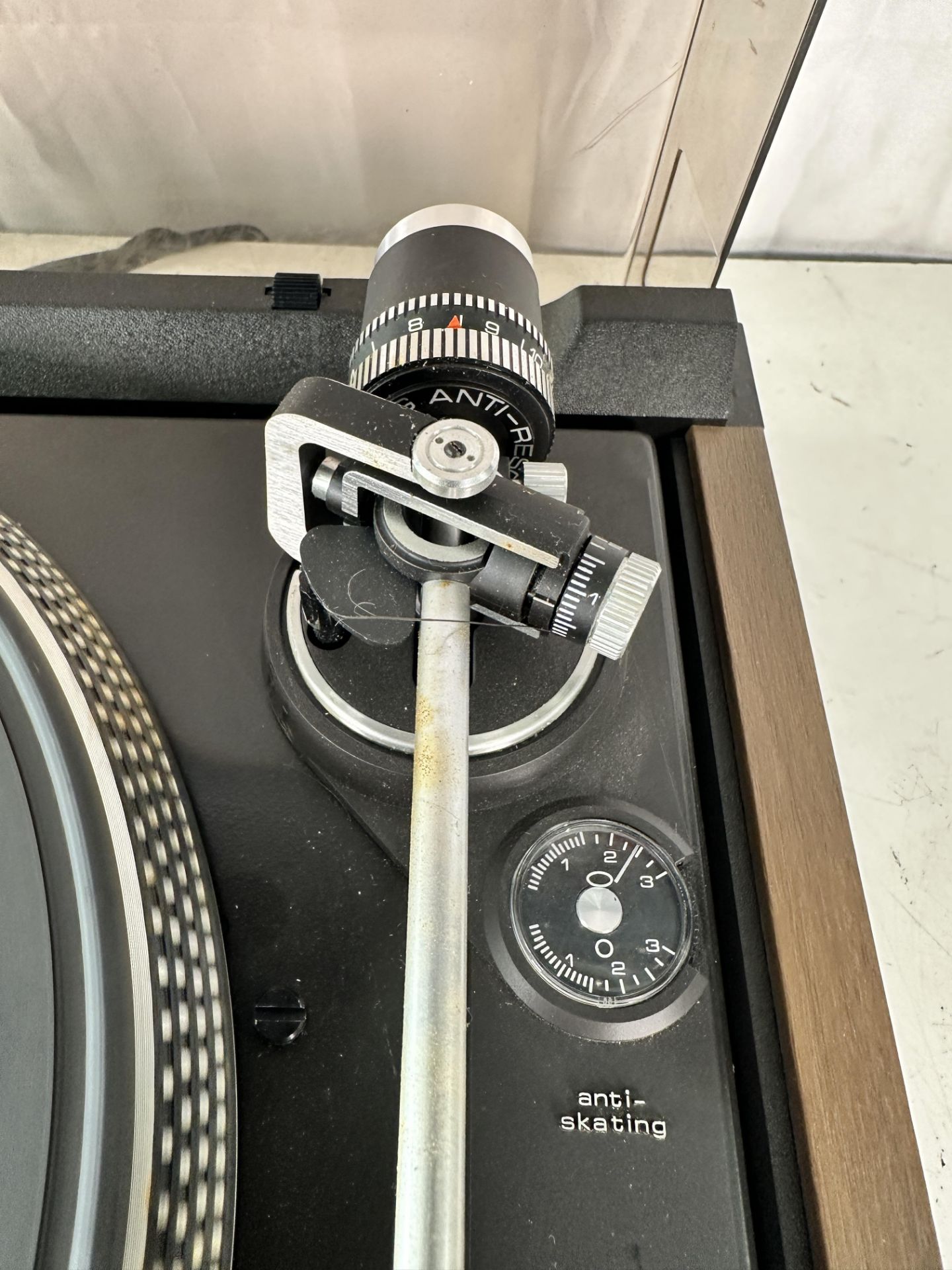 Dual 622 Vintage Turntable Record Player - Image 6 of 10