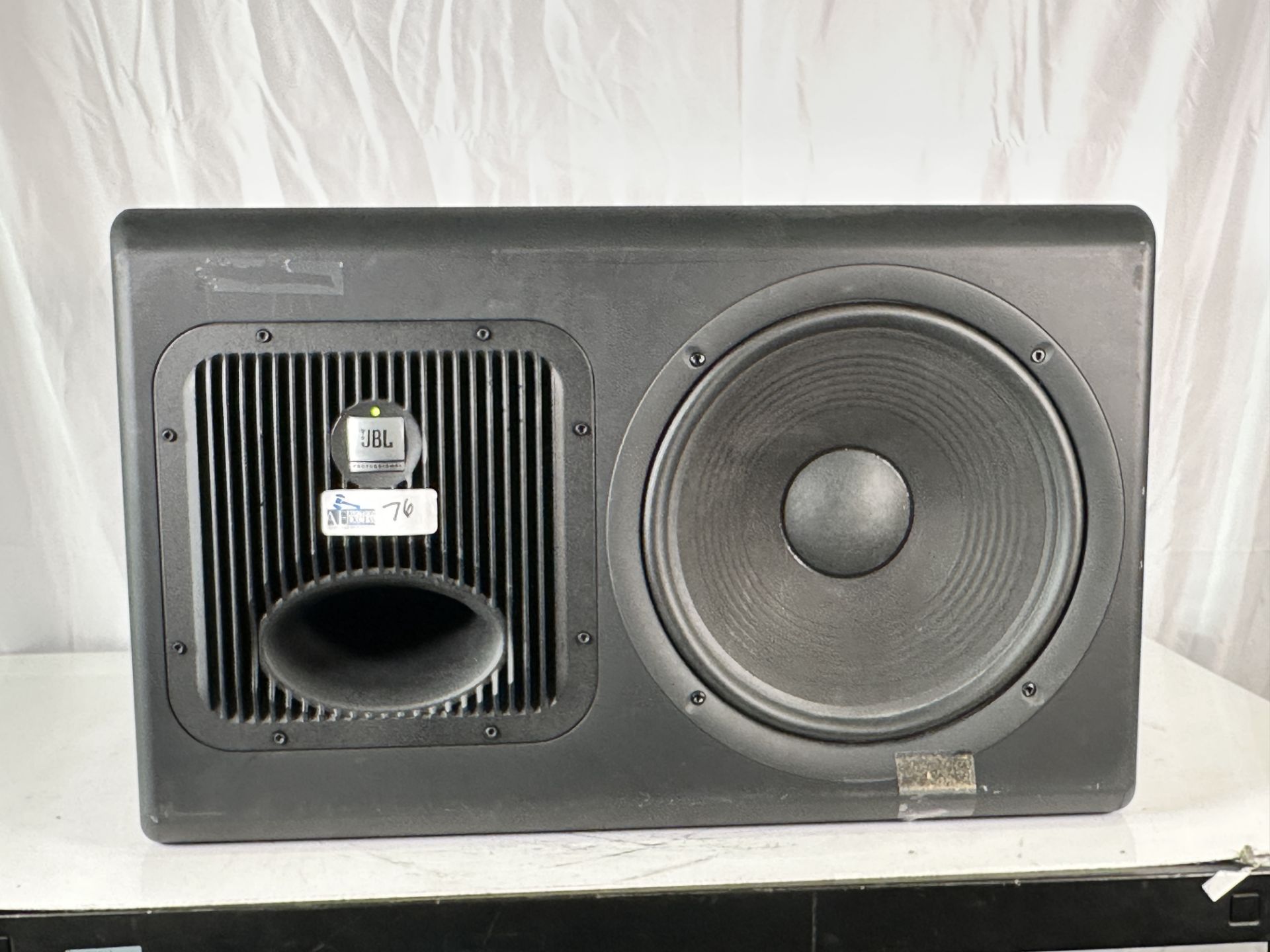 JBL LSR6312SP Linear Spatial Reference Powered Studio Subwoofer