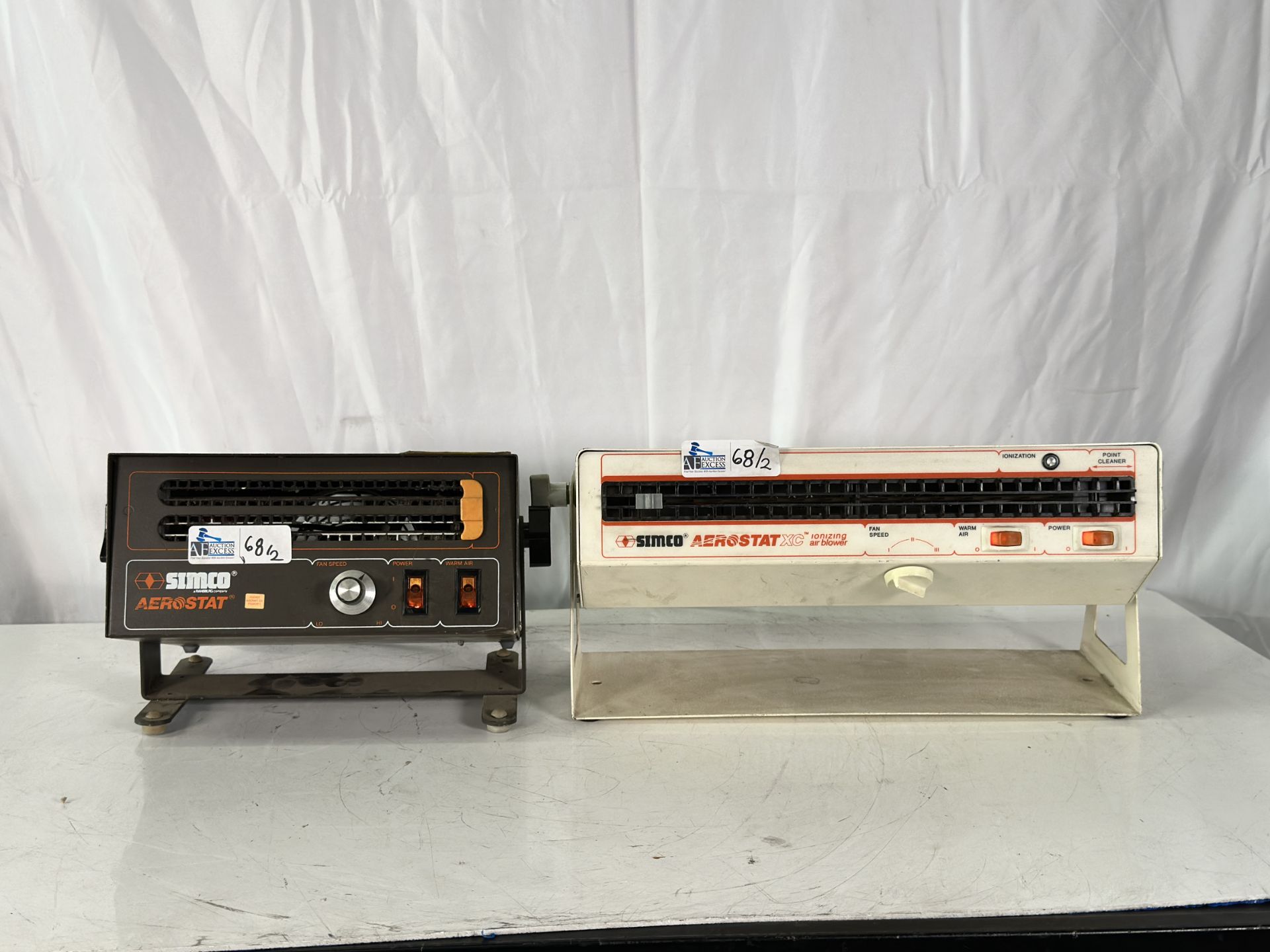 Lot of 2 Simco Ionizers, Simco Aerostat XC + Simo Aerostat A300