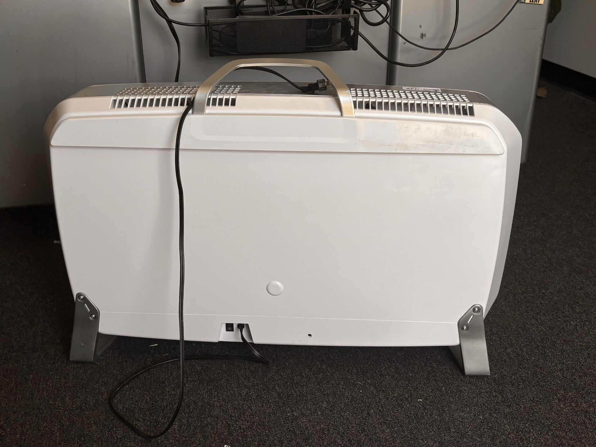Fellowes AeraMax Pro AM4 Commercial Air Purifier - Image 8 of 8