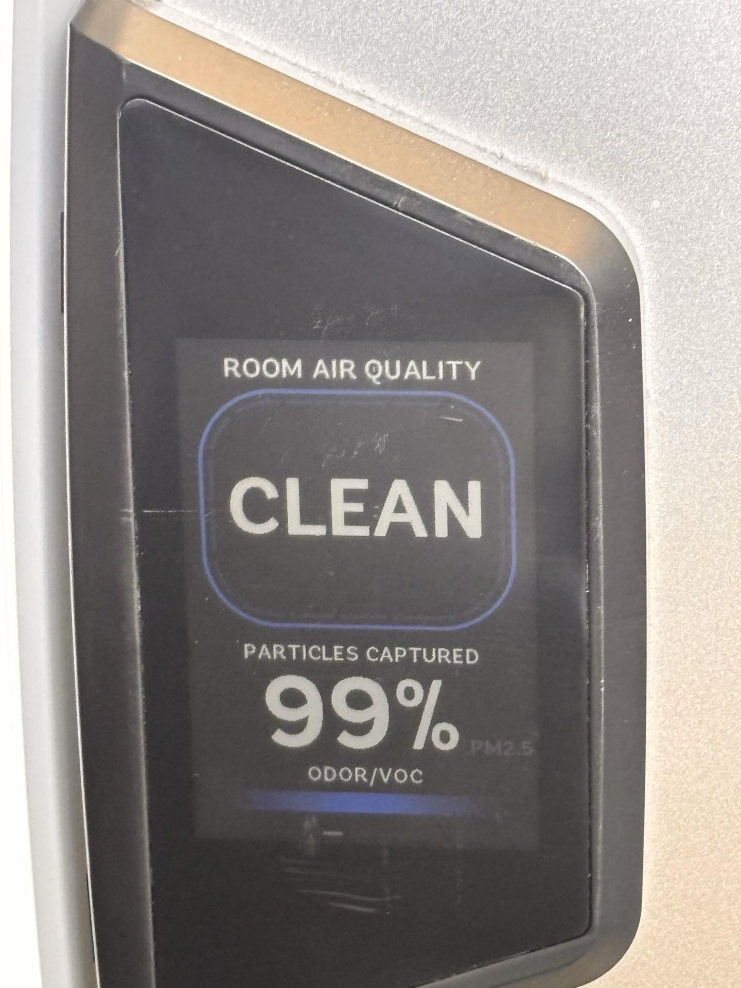 Fellowes AeraMax Pro AM4 Commercial Air Purifier - Image 7 of 8