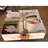 Toshiba 19AV600U 19â€ 720p Portable LCD HDTV in Original Box 4x3 Screen for Retro Gaming
