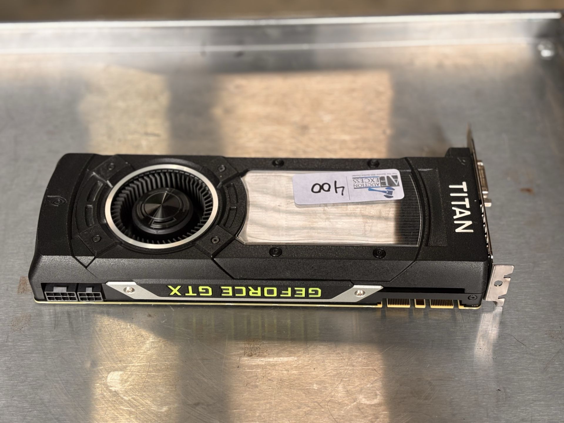 Nvidia Titan 12G-P4-2990-KR Graphics Card - Image 2 of 4