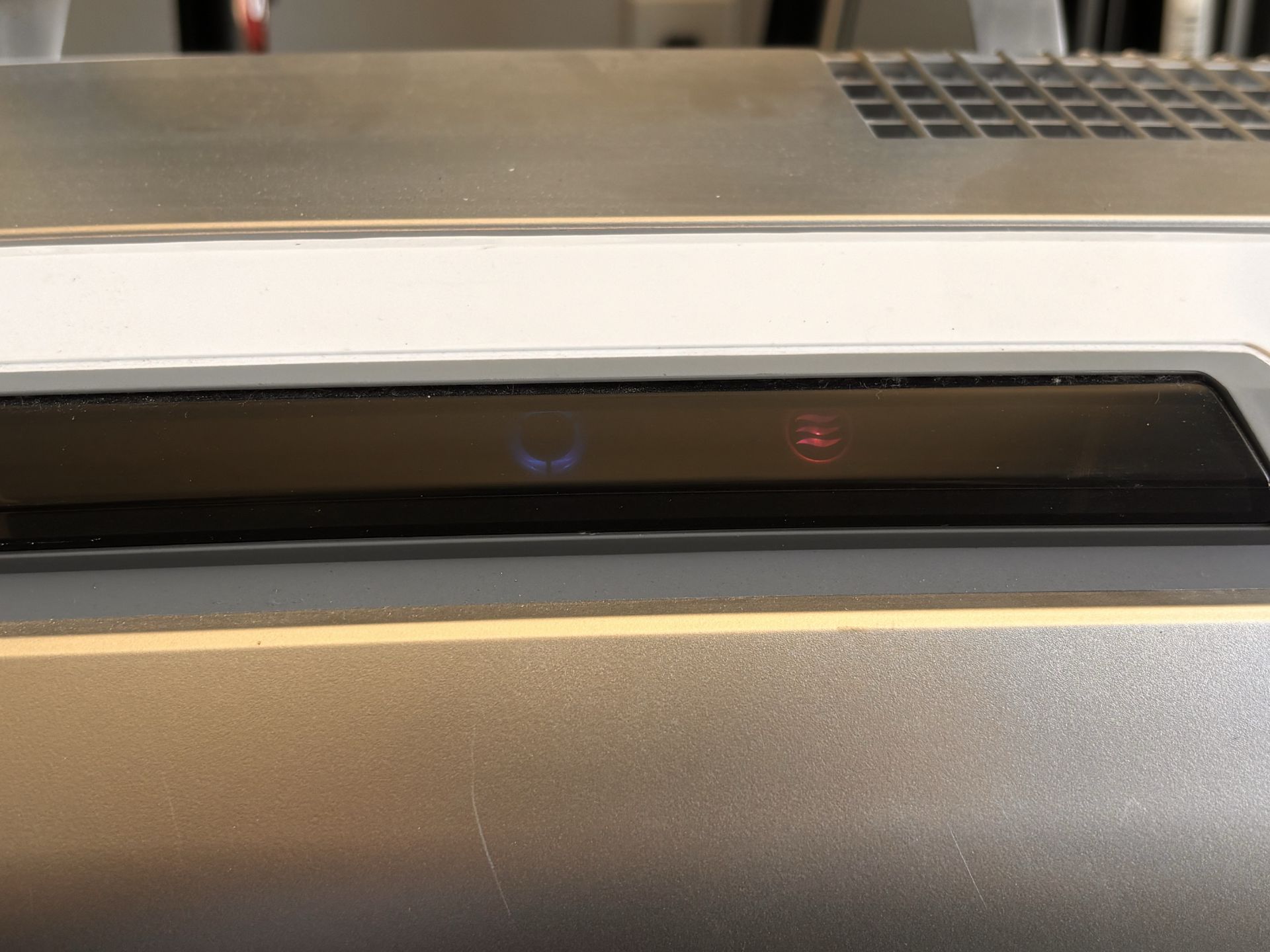 Fellowes AeraMax Pro AM4 Commercial Air Purifier - Image 3 of 7