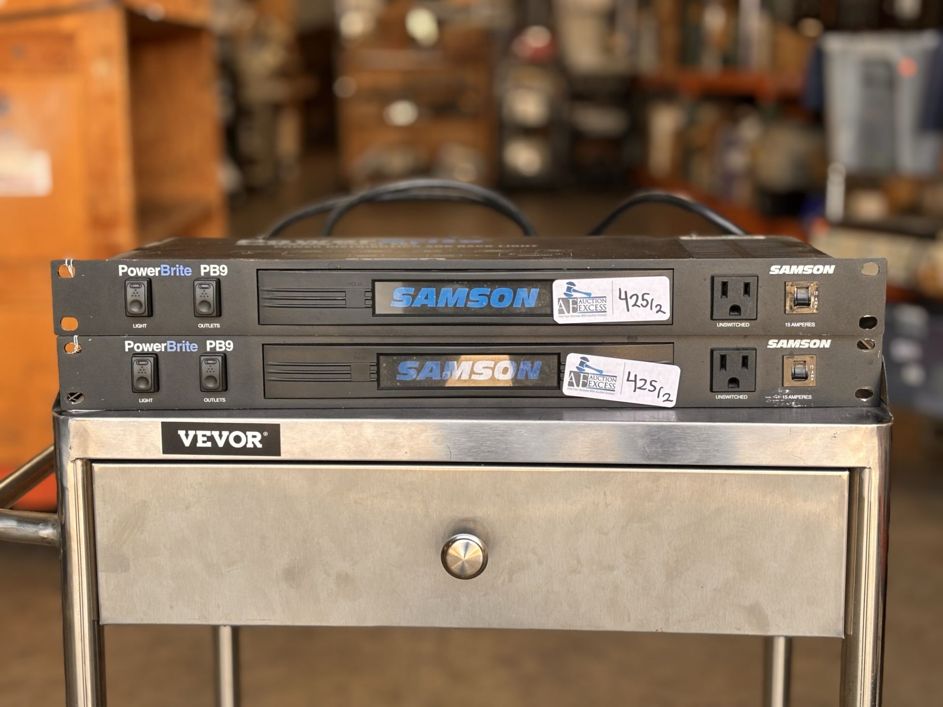 Lot of 2 Samson PB9 Powerbrite Power Distribution and Rack Lights