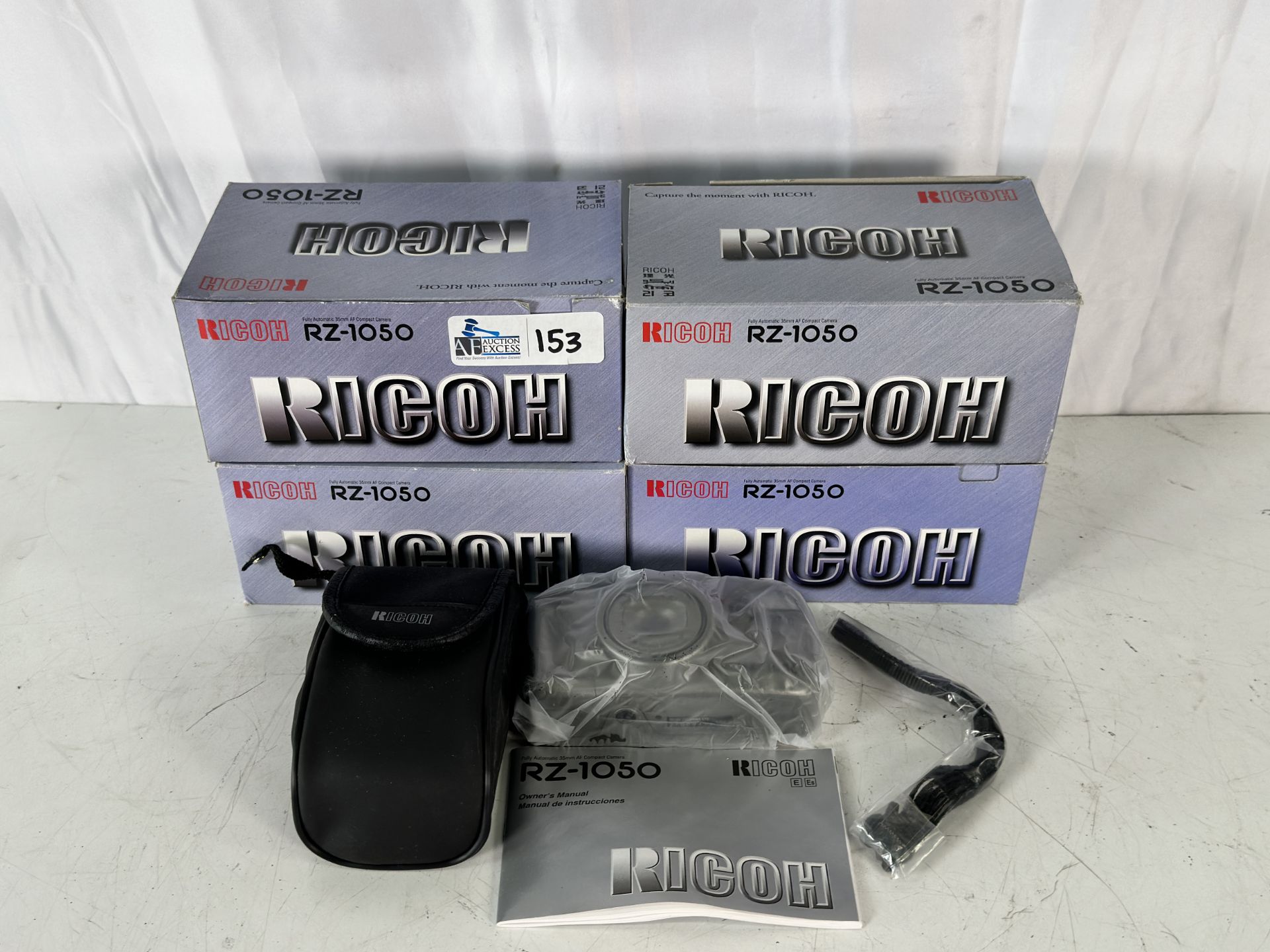 Lot of 4 Ricoh RZ-1050 35mm Autofocus Cameras New Old Stock - Image 2 of 9