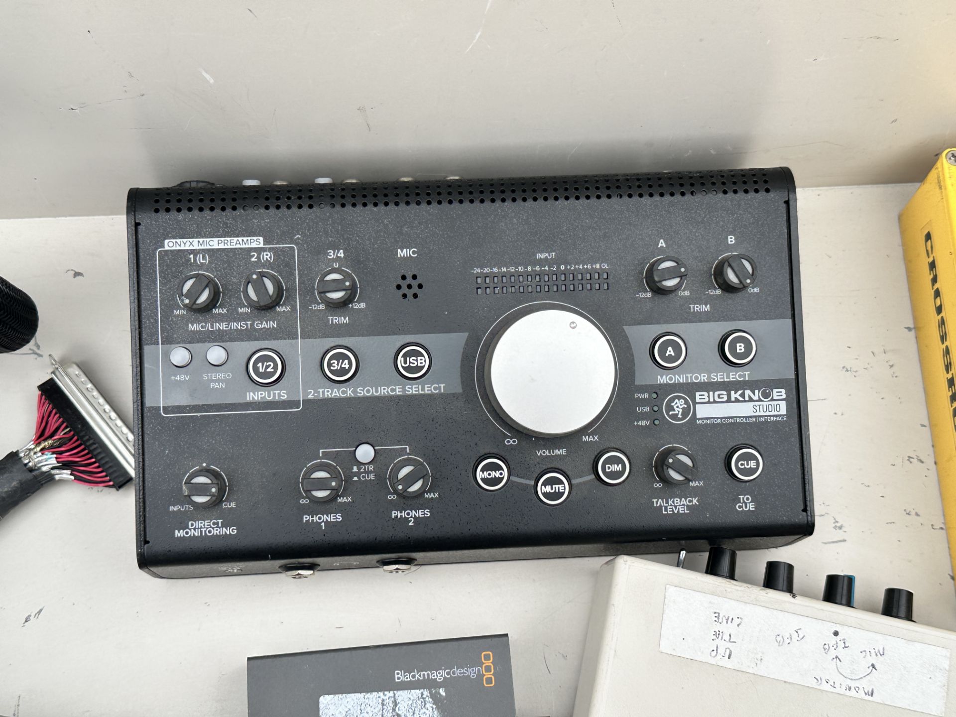 Lot of Misc Broadcast including Black Magic Designs HDMI To SDI Mini Converter, (4) Stratos VMDA-6 D - Image 5 of 12