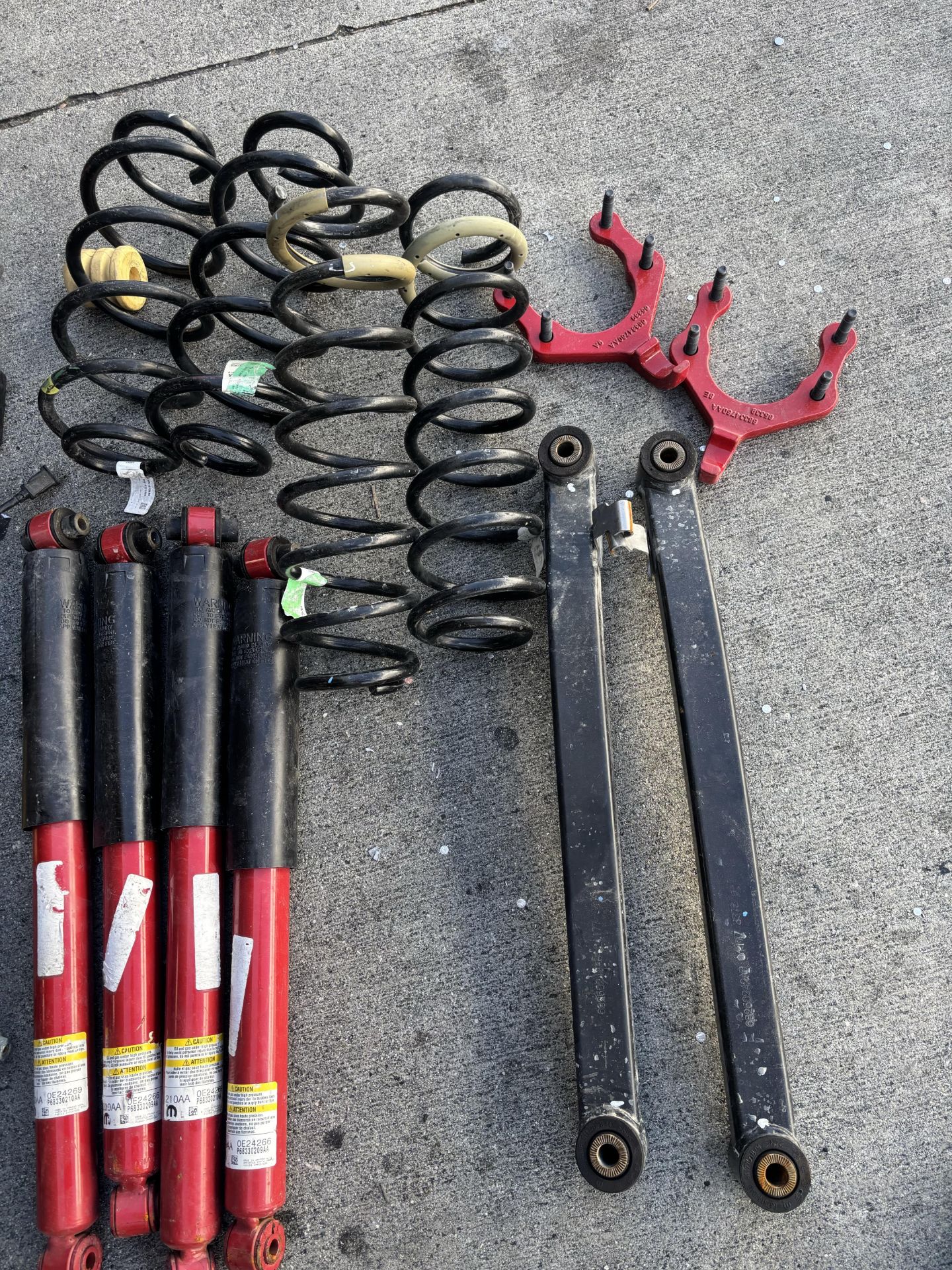 Jeep Wrangler JL Rubicon Mopar Suspension Takeoff Lot - Shocks, Springs, LCAs - Image 3 of 10