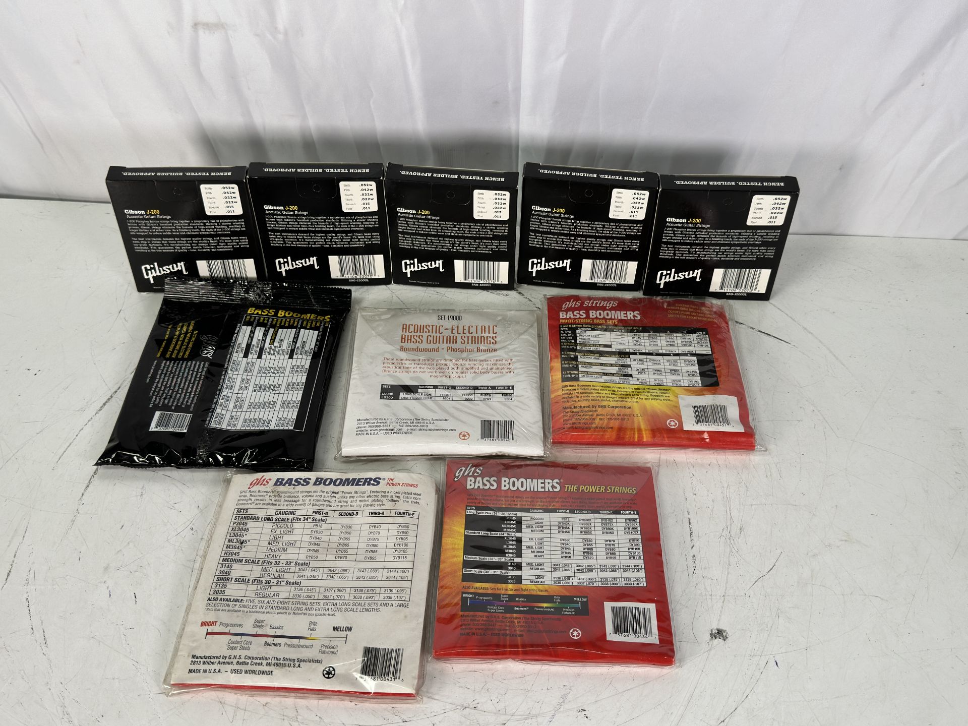 Misc Guitar Accessories including GHS Bass Boomers Roundwound 45-95 Light, GHS 45-130, Gibson J-200 - Image 2 of 7