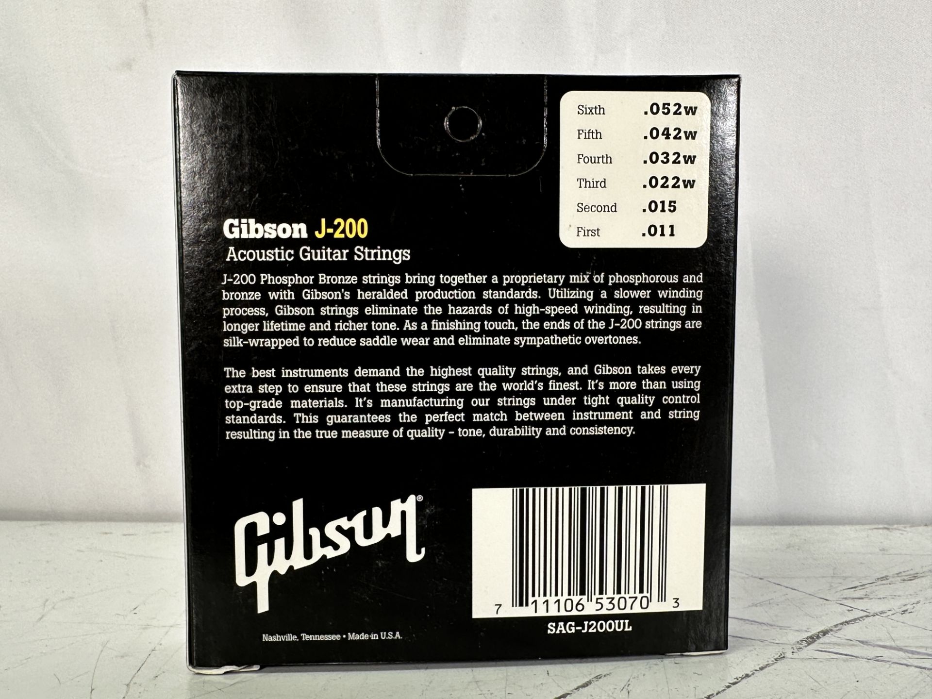Misc Guitar Accessories including GHS Bass Boomers Roundwound 45-95 Light, GHS 45-130, Gibson J-200 - Image 3 of 7