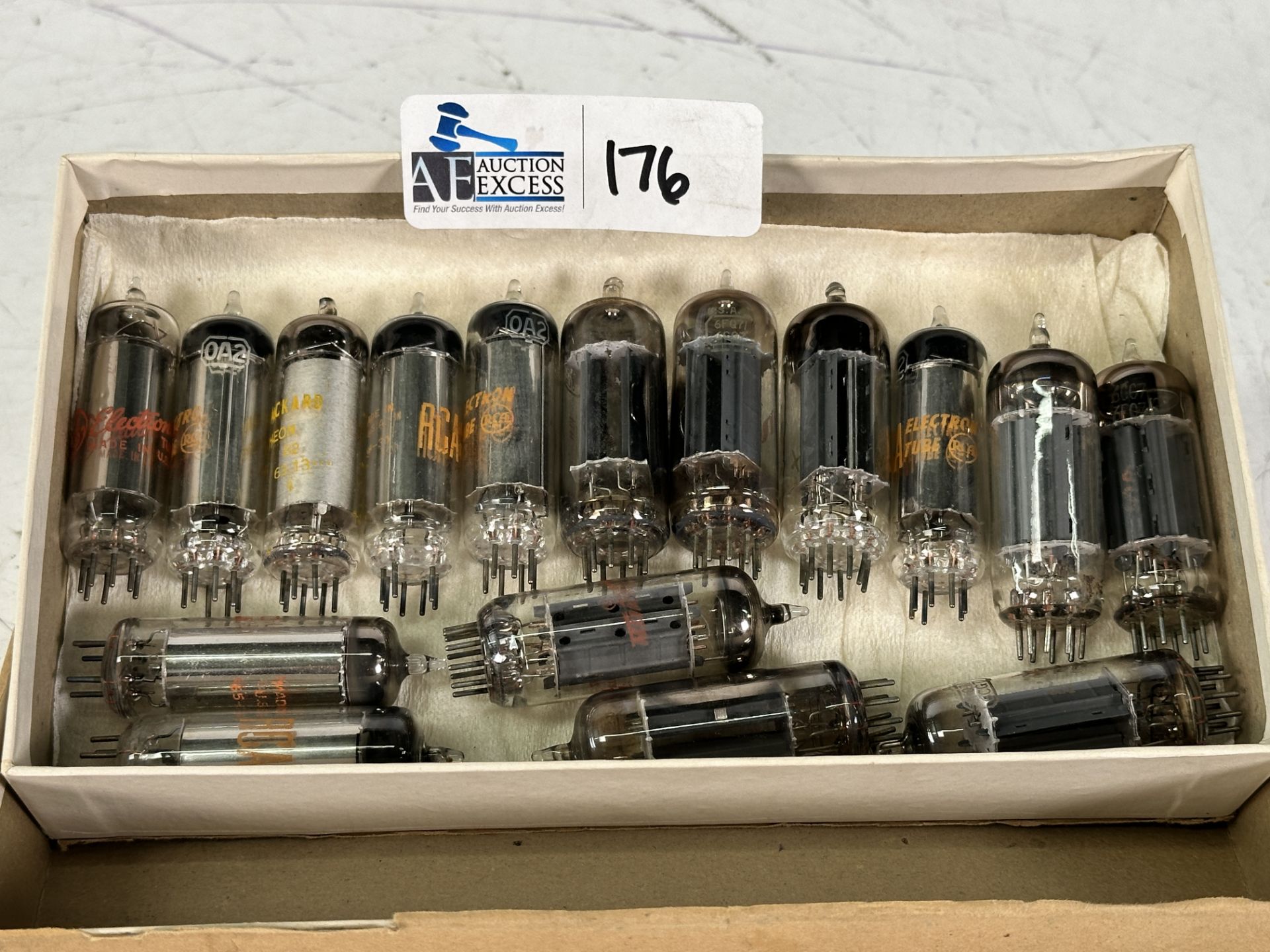 Vintage Computing & Audio Lot - GAP/R K2-W Tube Op-Amp, C.G. Conn & RCA Tubes, Bulk Switches - Image 3 of 20