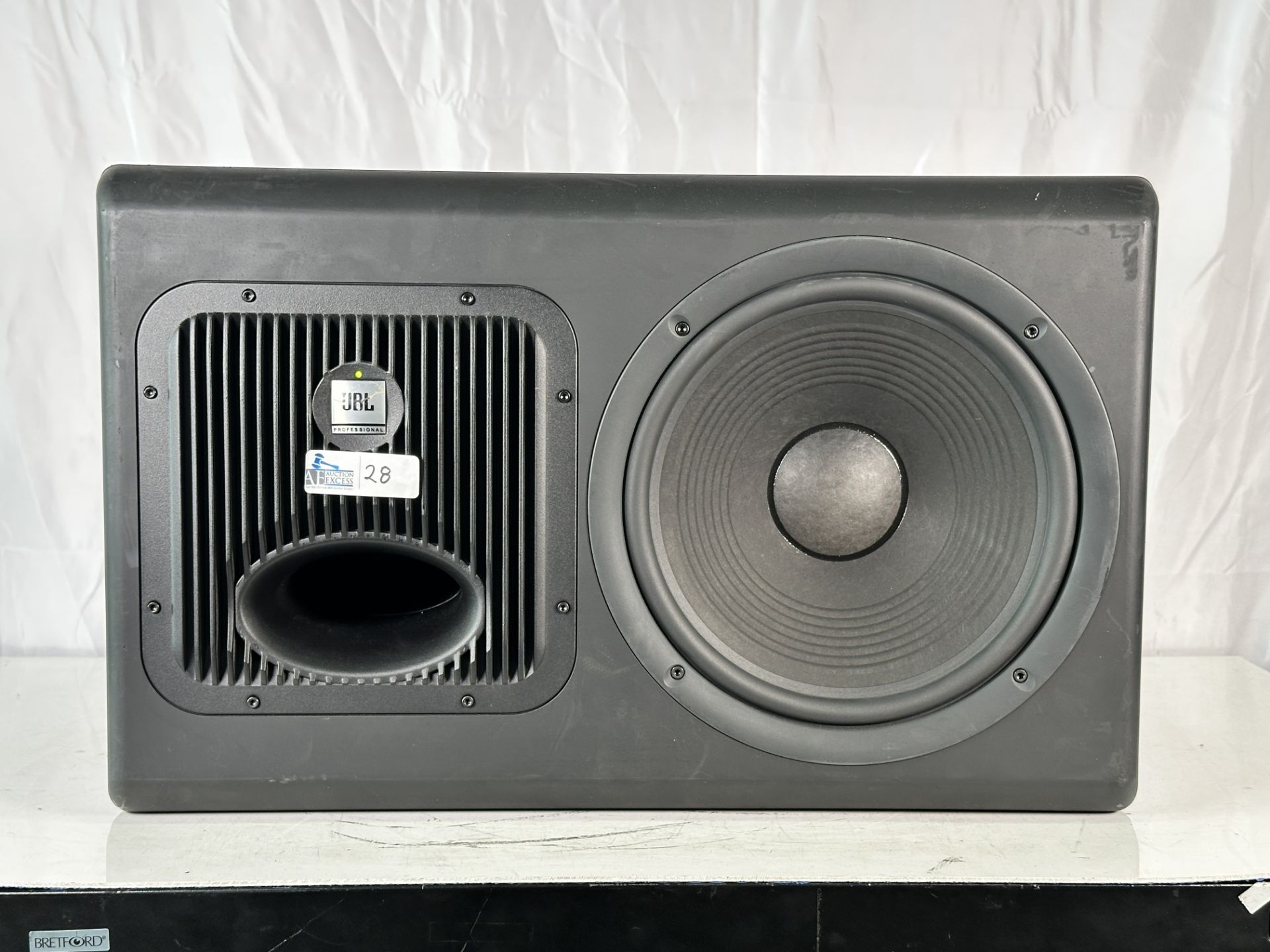 JBL LSR6312SP Linear Spatial Reference Powered Studio Subwoofer