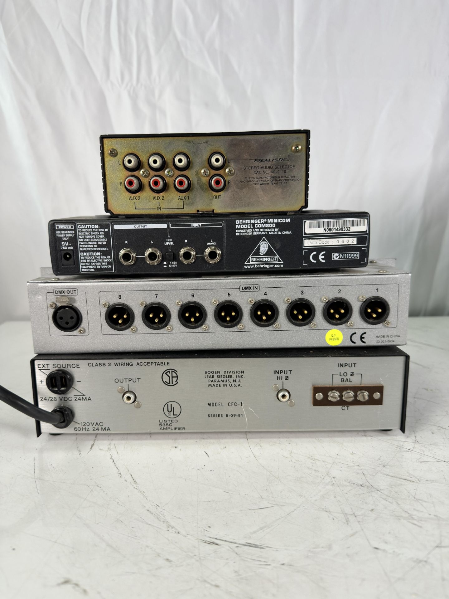 Mixed Lot: Pro Audio & Test Gear - Telex RP85, Behringer MiniCOM, Bogen CFC-1, Niles - Image 6 of 8